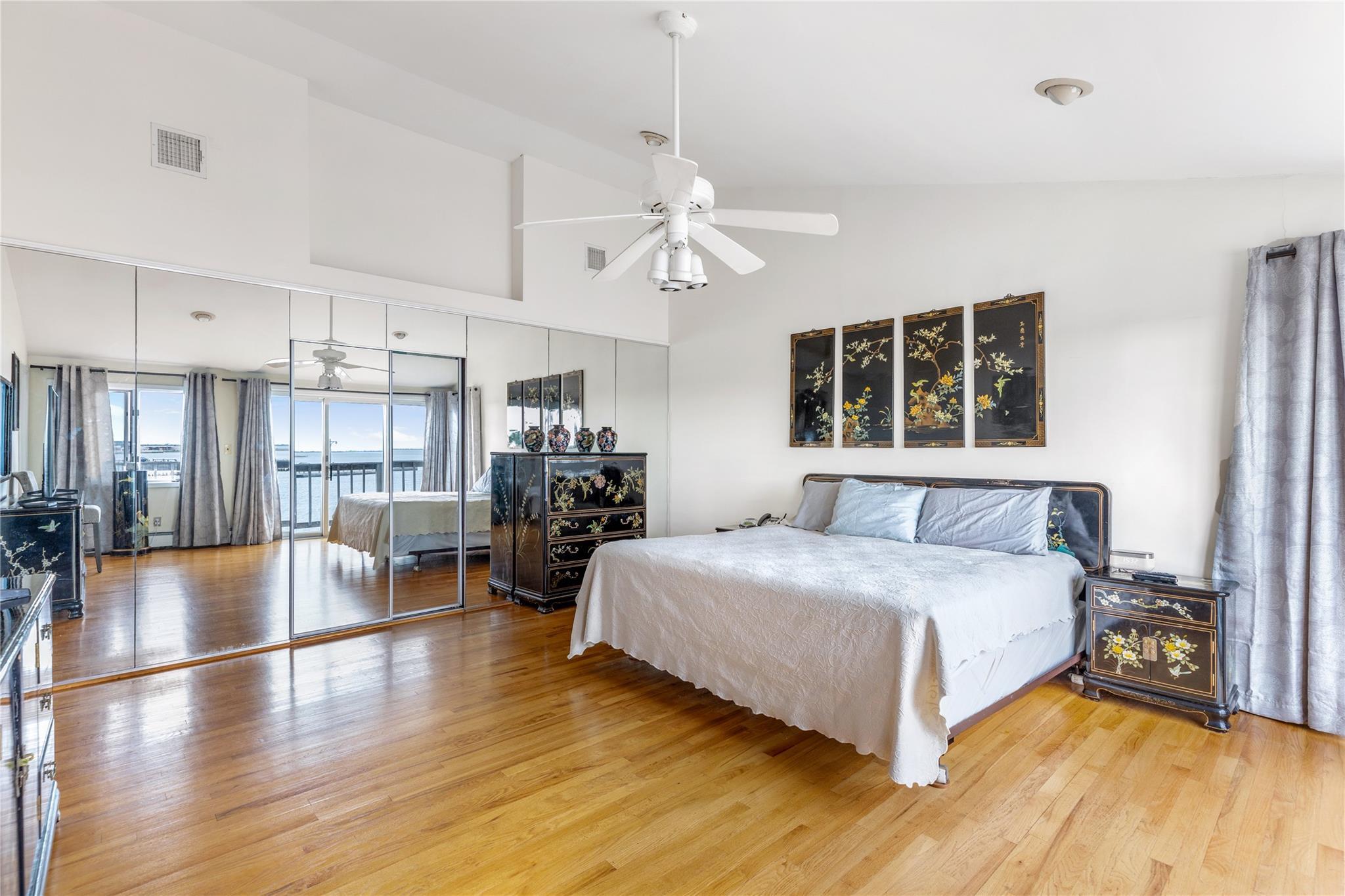 Single Family Sequams  Suffolk County, NY 11795, MLS-861697-25
