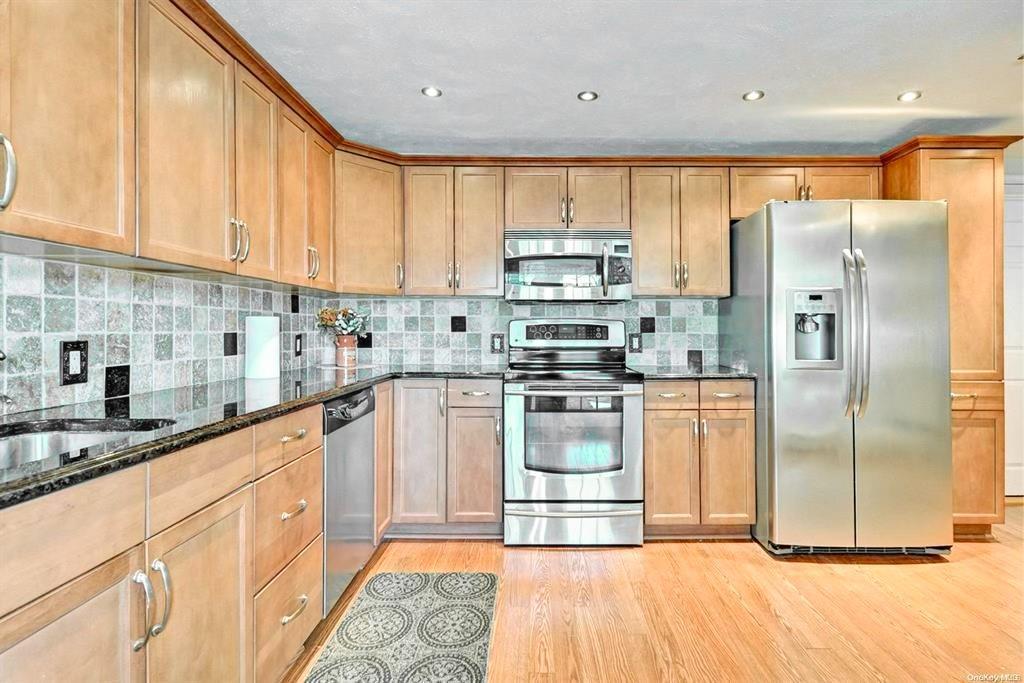 Single Family Nathan  Suffolk County, NY 11716, MLS-861712-19