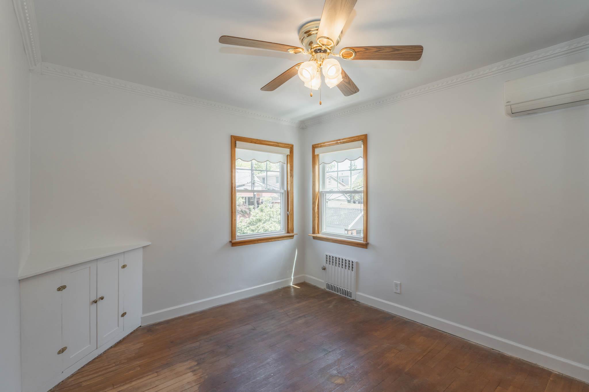 Single Family 47th  Queens, NY 11361, MLS-861717-11