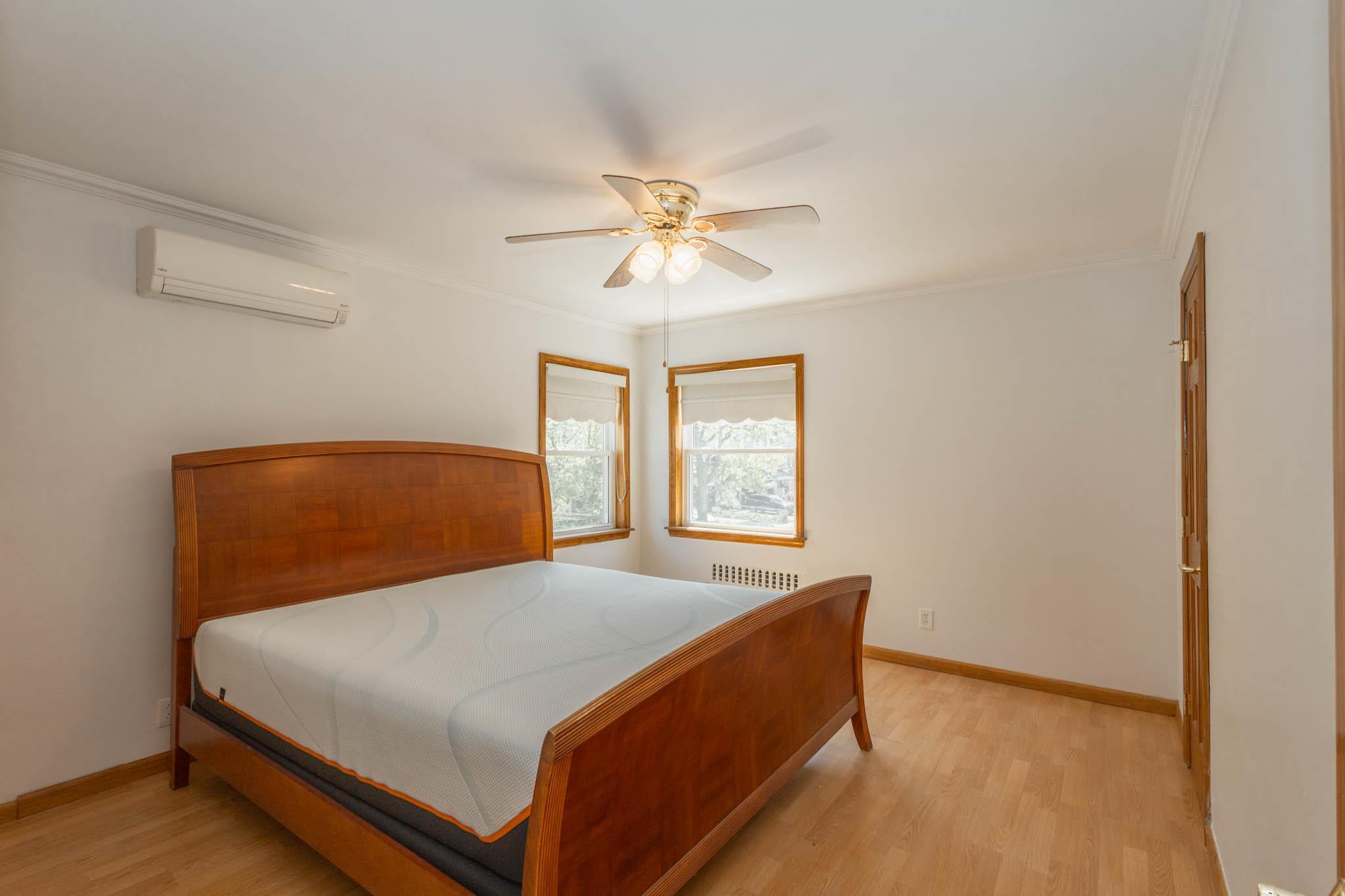 Single Family 47th  Queens, NY 11361, MLS-861717-13