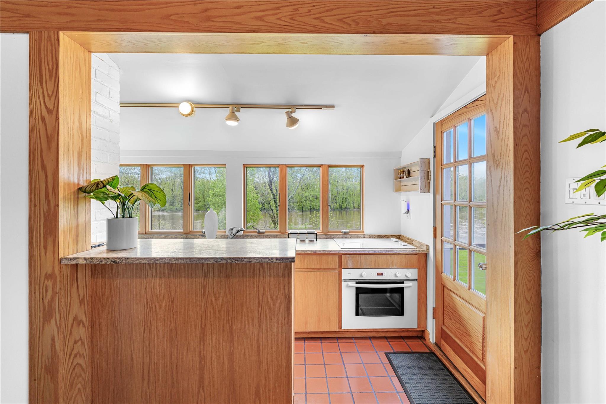 Single Family Albany Post  Ulster County, NY 12561, MLS-861732-11