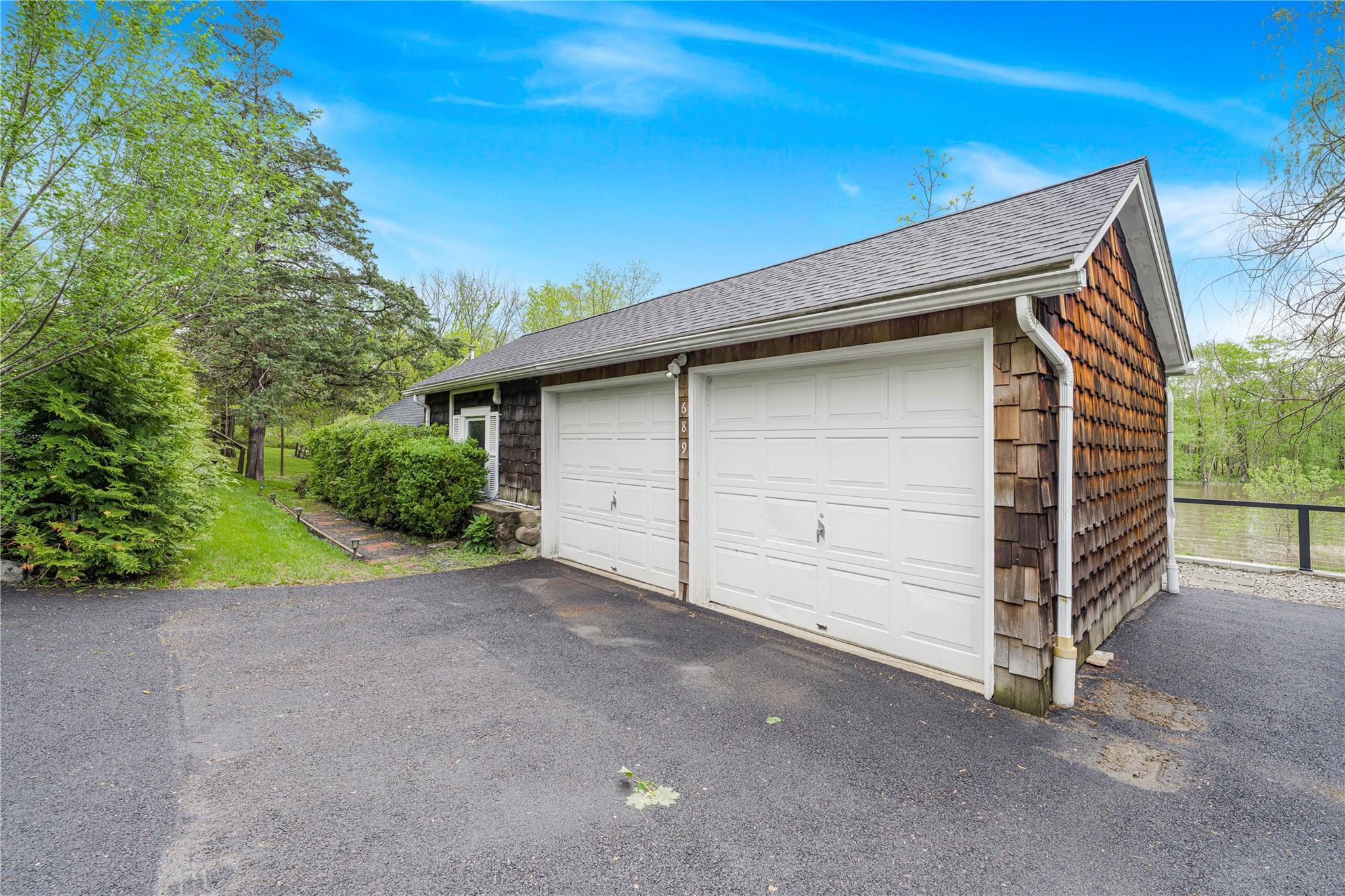 Single Family Albany Post  Ulster County, NY 12561, MLS-861732-24