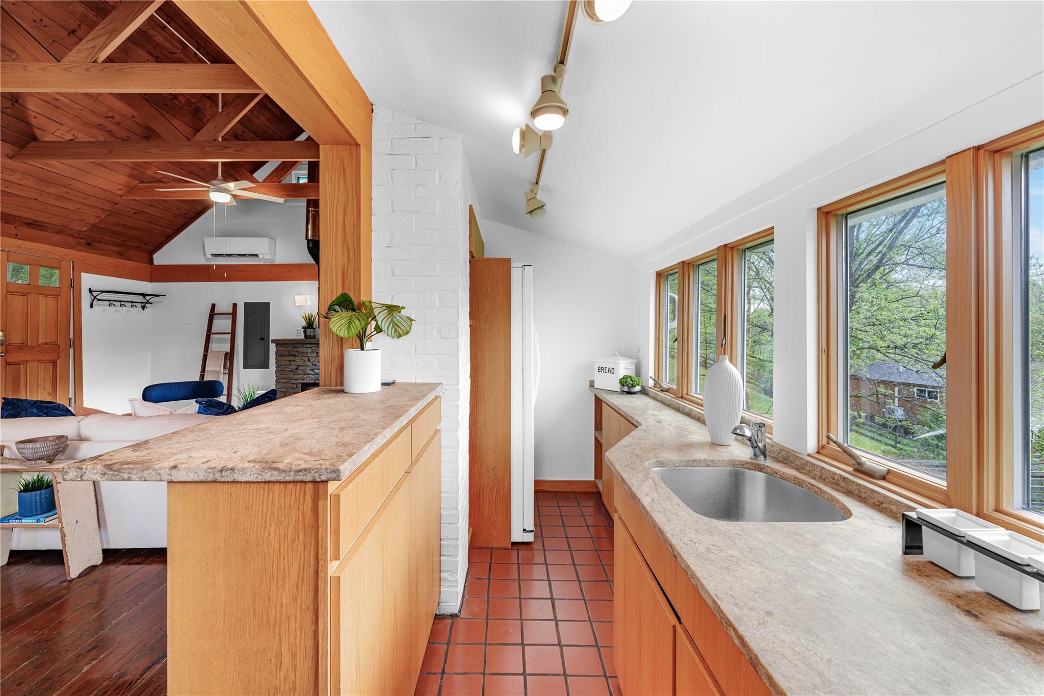 Single Family Albany Post  Ulster County, NY 12561, MLS-861732-9