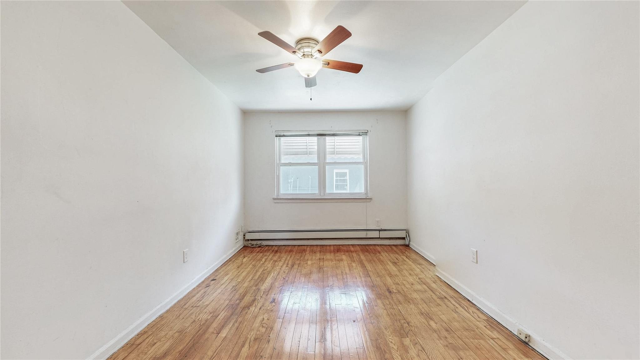 Single Family Bronxwood  Bronx, NY 10469, MLS-861737-10