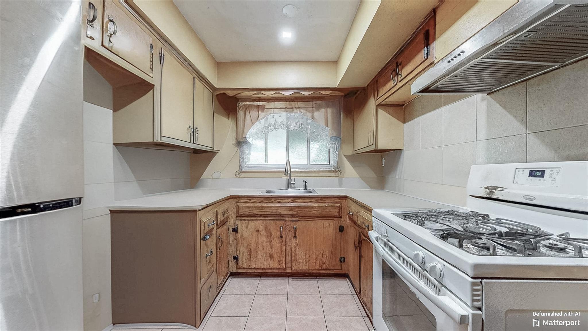 Single Family Bronxwood  Bronx, NY 10469, MLS-861737-16