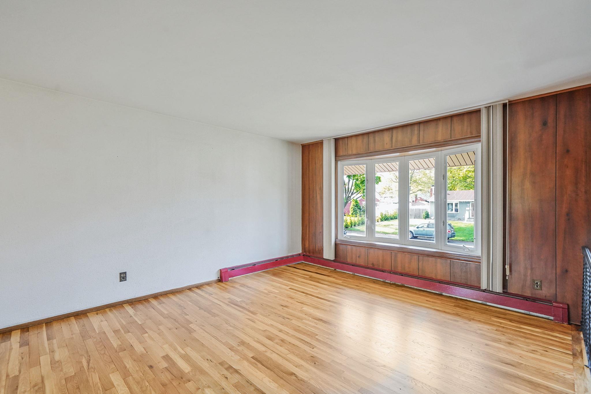 Single Family Tabor  Suffolk County, NY 11717, MLS-861750-12