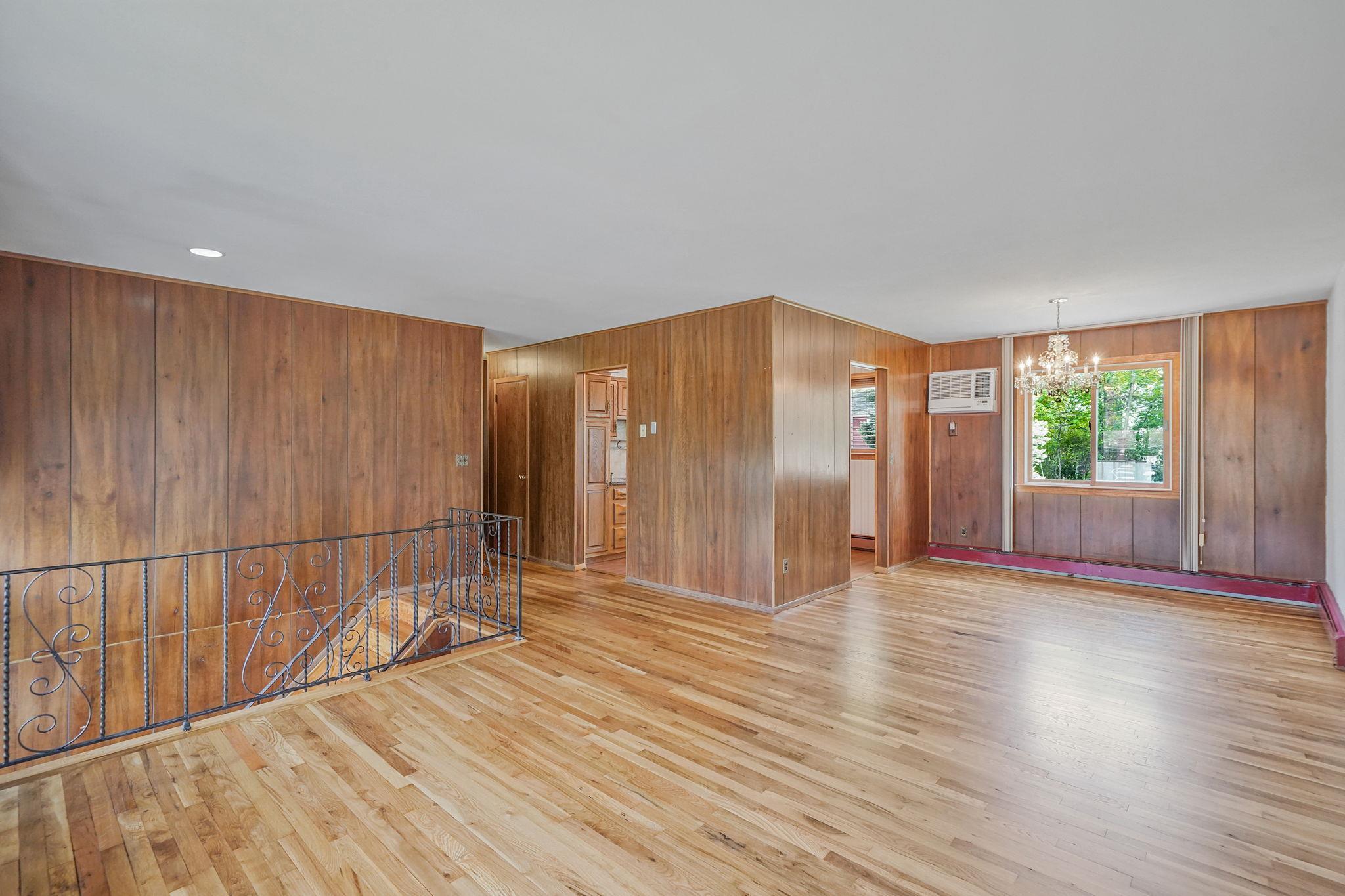 Single Family Tabor  Suffolk County, NY 11717, MLS-861750-15