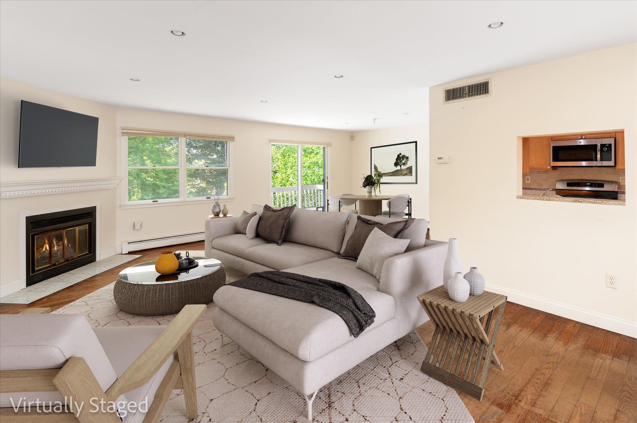 Single Family Brooke Club  Westchester County, NY 10526, MLS-861751-2