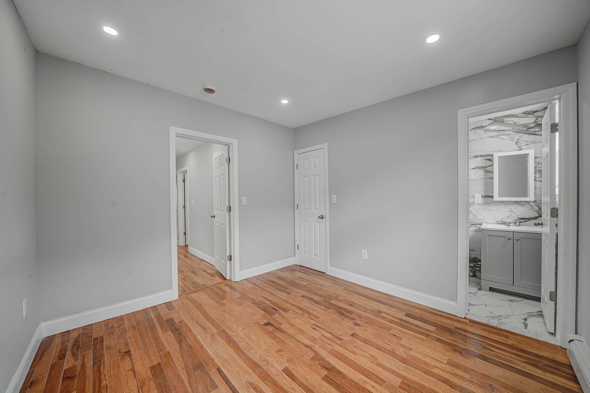 Single Family 92nd  Queens, NY 11421, MLS-861764-15