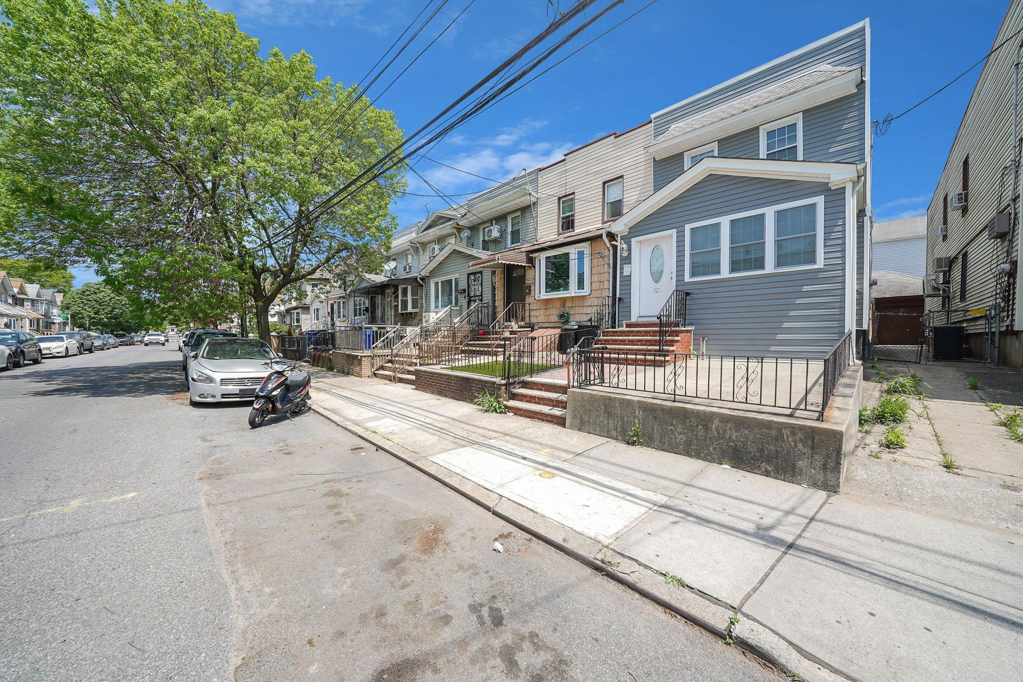 Single Family 92nd  Queens, NY 11421, MLS-861764-2