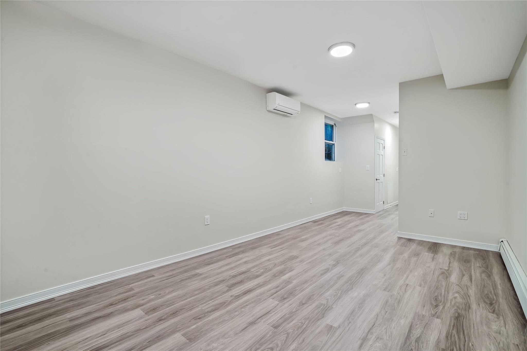 Single Family 62  Queens, NY 11379, MLS-861768-22