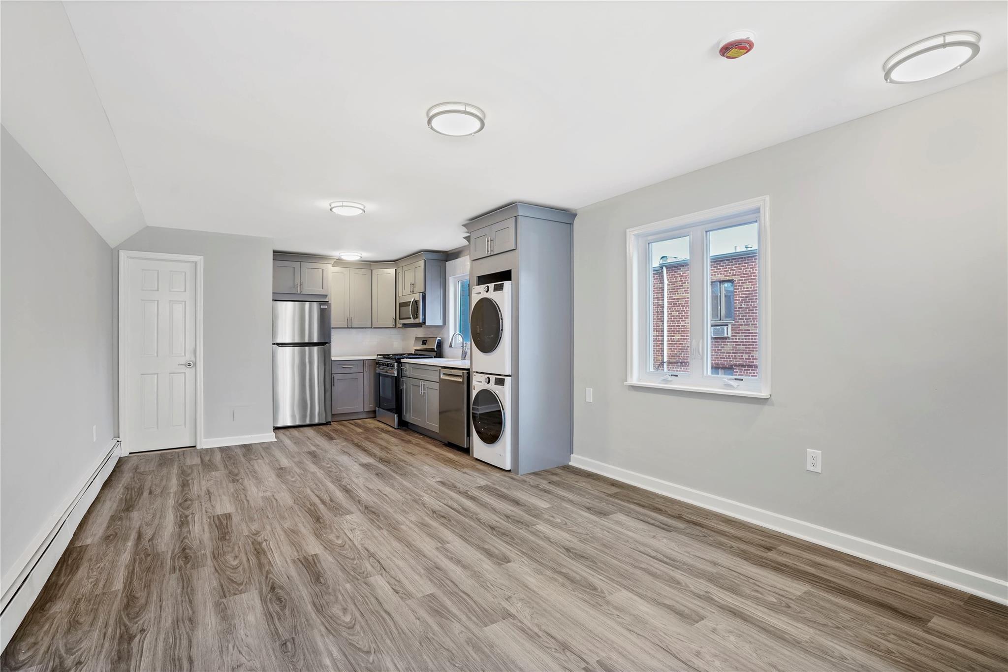 Single Family 62  Queens, NY 11379, MLS-861768-8