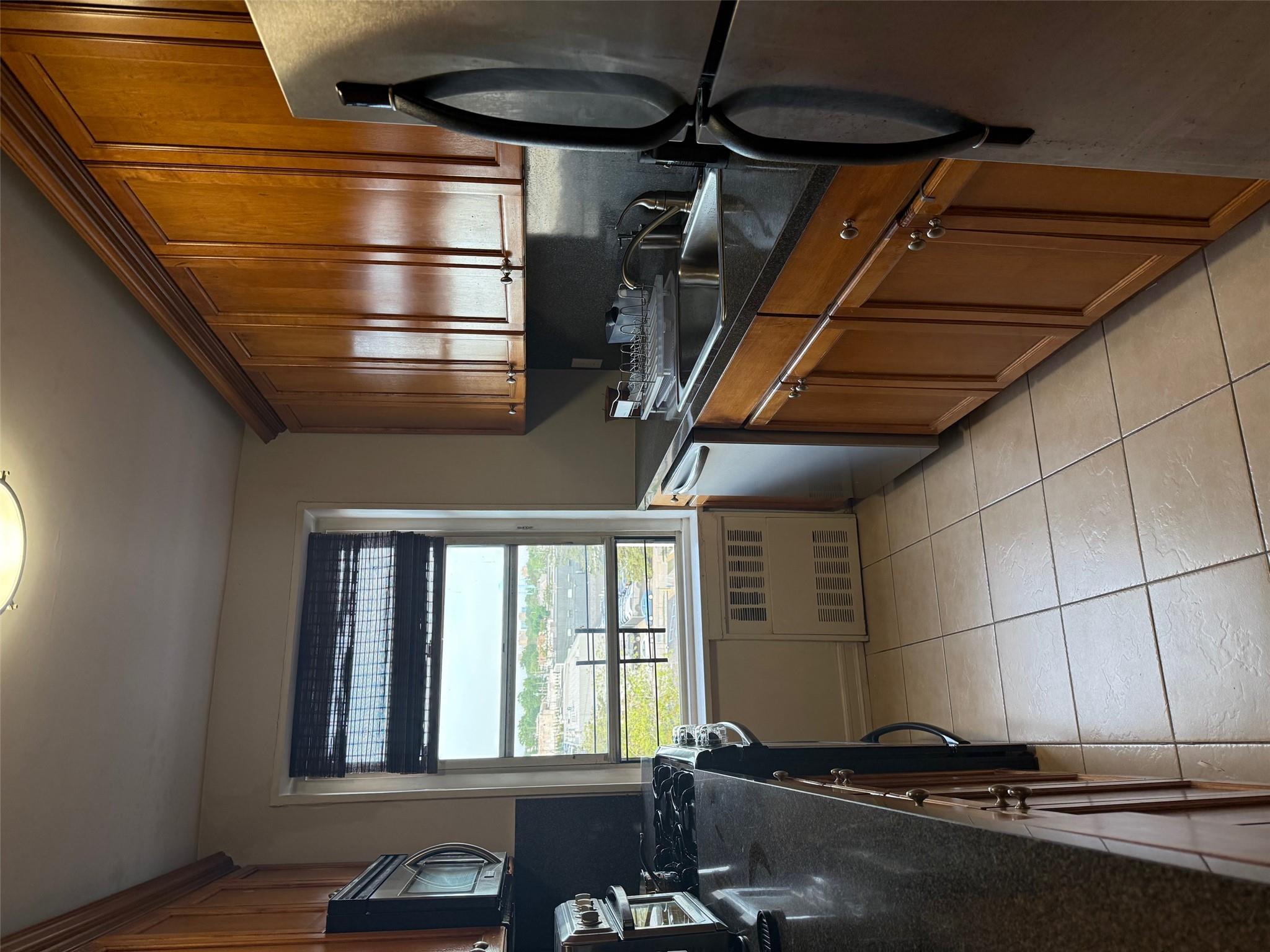 Coop Wendell Street  Nassau County, NY 11550, MLS-861771-12