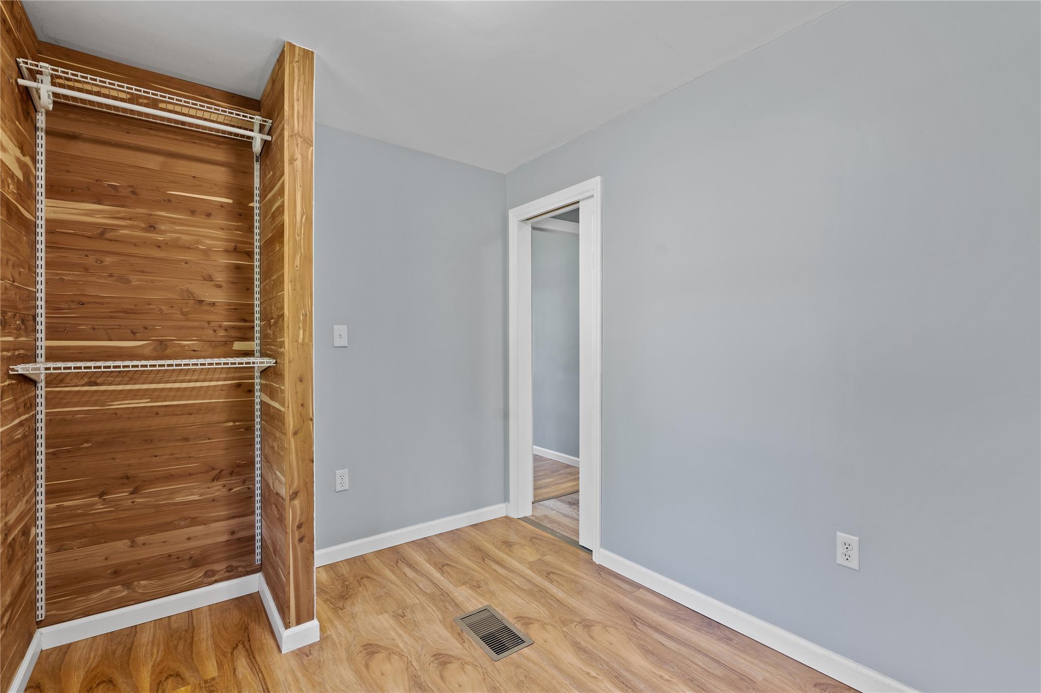 Single Family Mossy Brook  Ulster County, NY 12440, MLS-861775-16