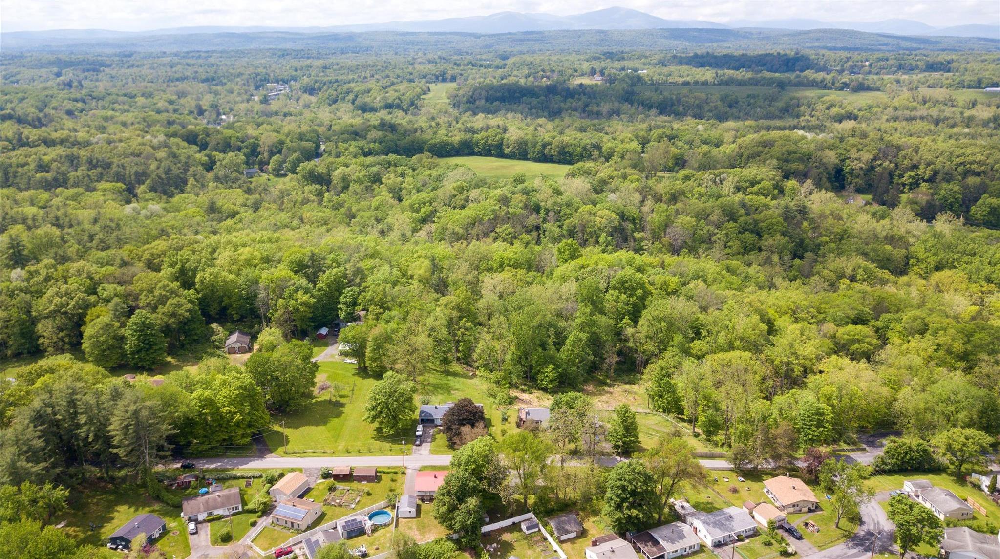 Single Family Mossy Brook  Ulster County, NY 12440, MLS-861775-32