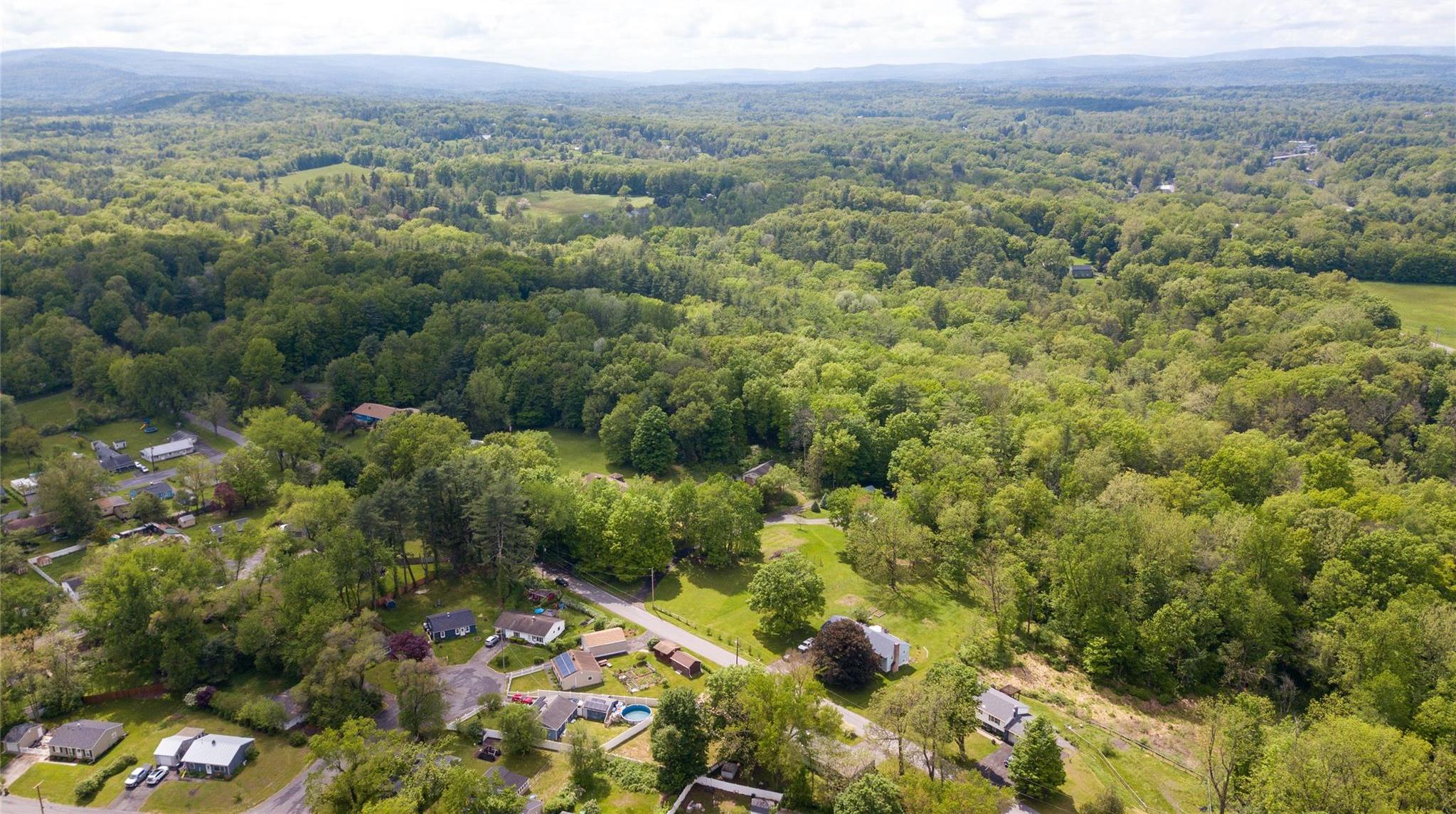 Single Family Mossy Brook  Ulster County, NY 12440, MLS-861775-33