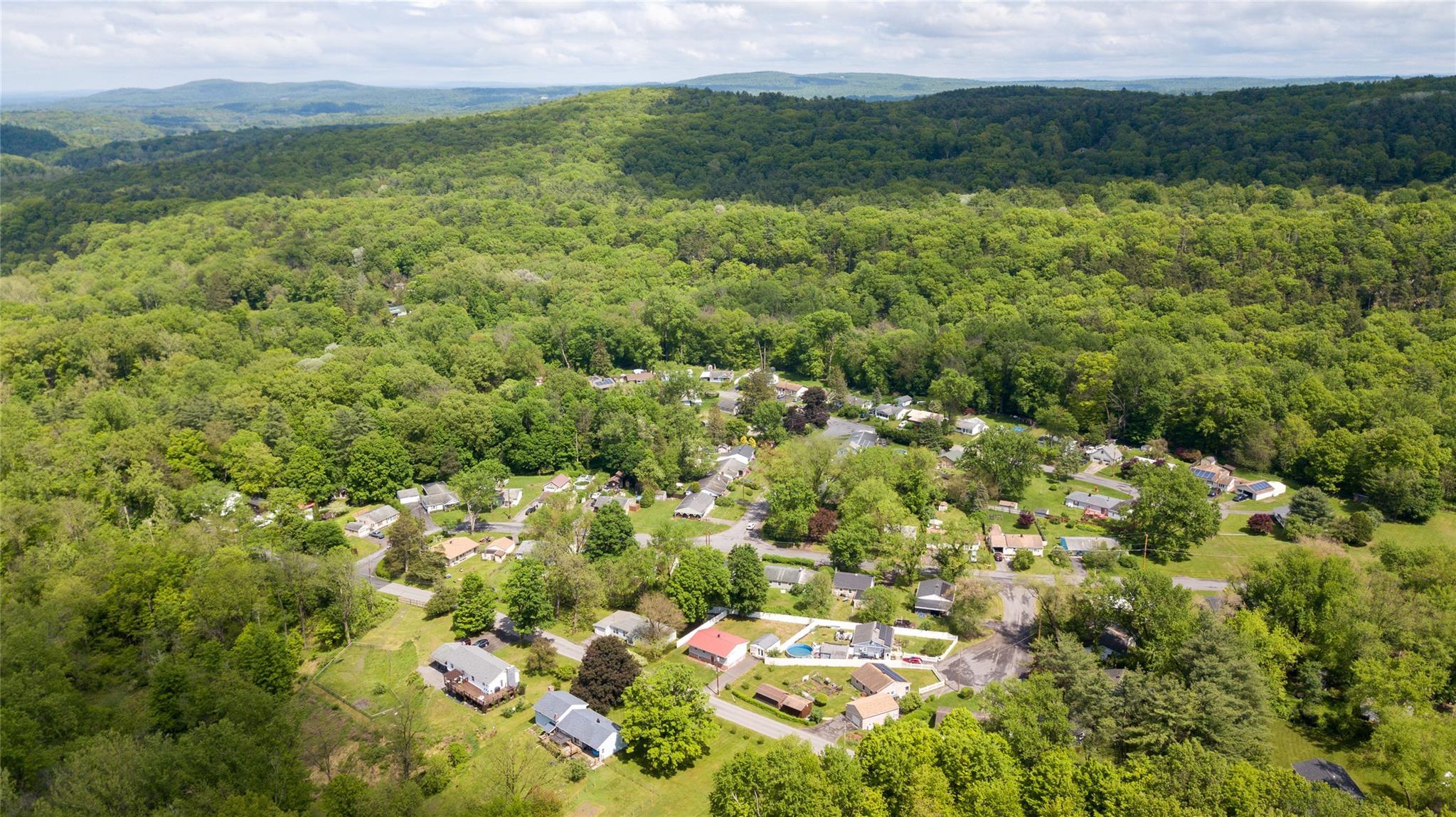 Single Family Mossy Brook  Ulster County, NY 12440, MLS-861775-35