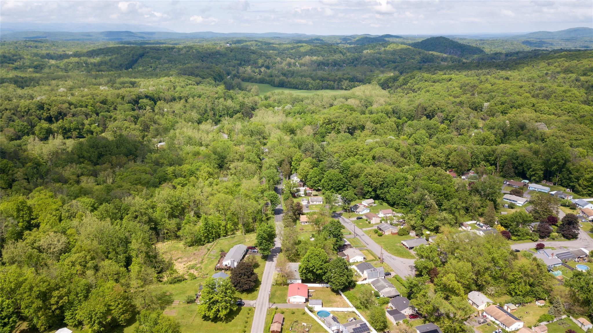 Single Family Mossy Brook  Ulster County, NY 12440, MLS-861775-36