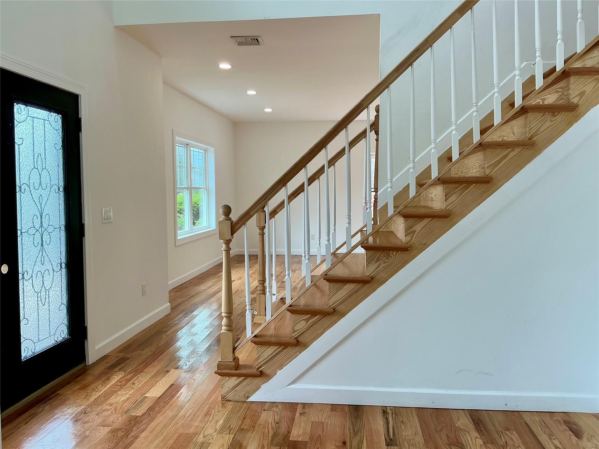 Single Family Miller  Suffolk County, NY 11701, MLS-861776-6