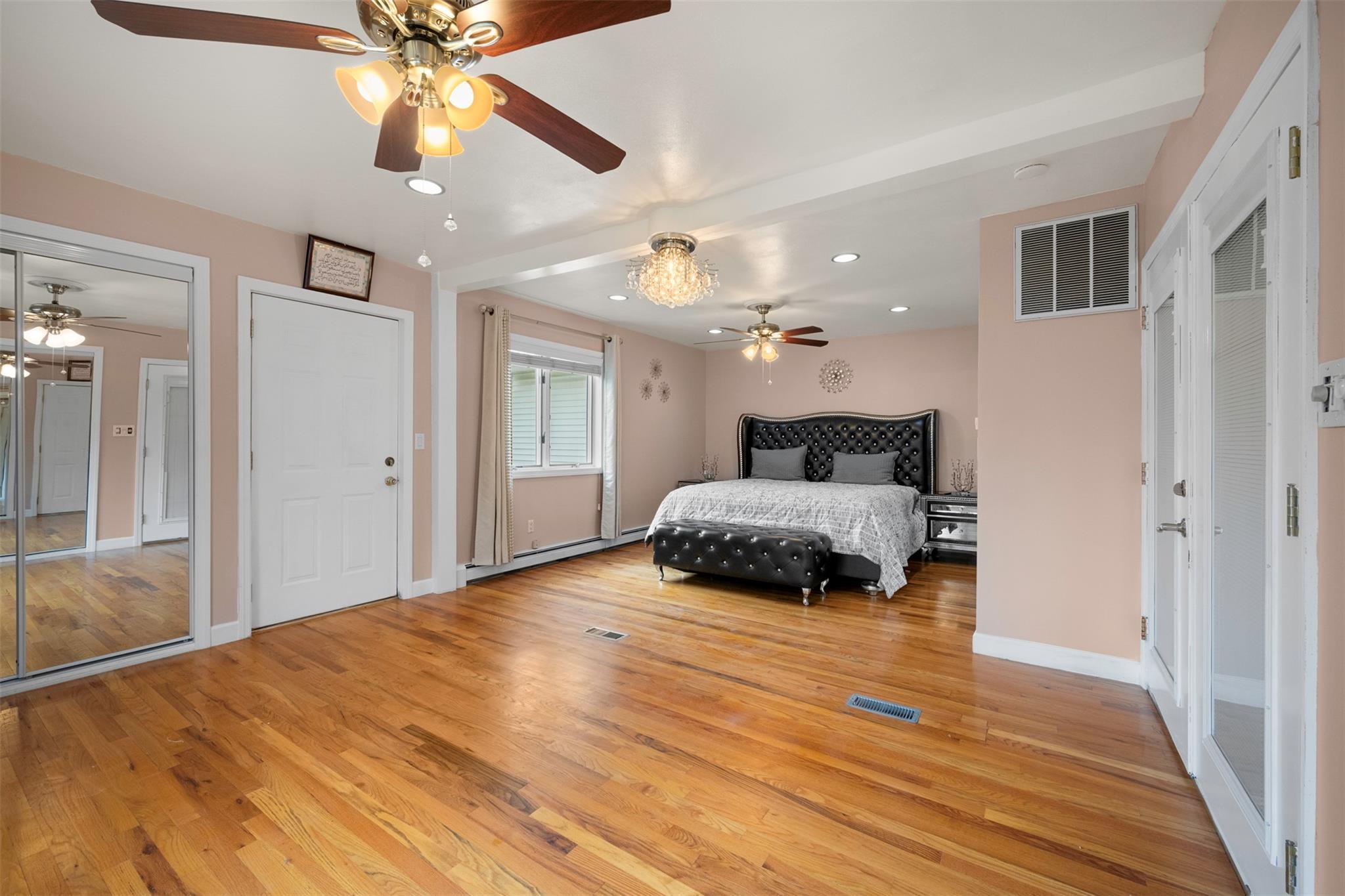 Single Family Oakhurst  Suffolk County, NY 11746, MLS-861778-20