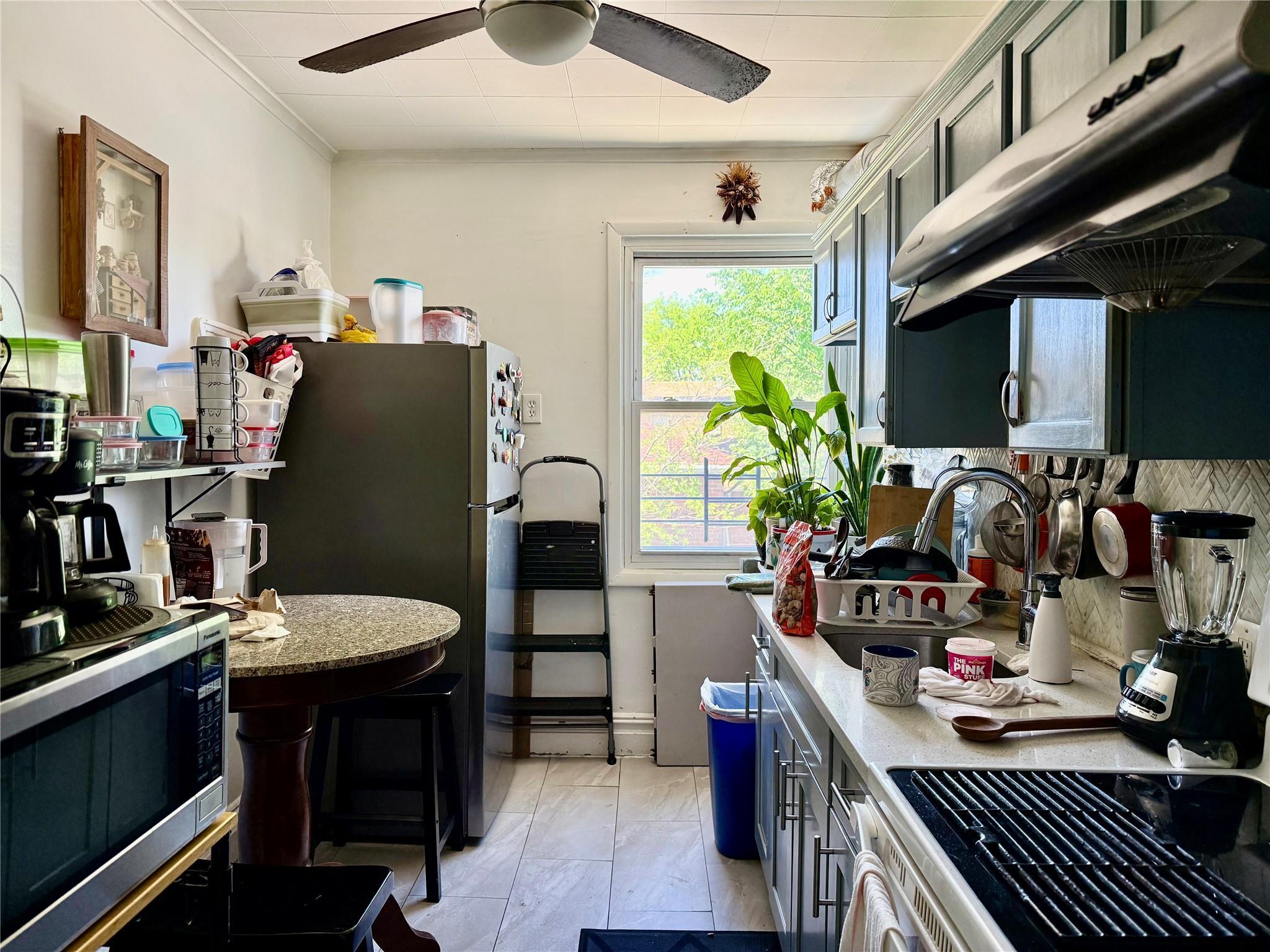 Single Family 58th  Queens, NY 11378, MLS-861786-3