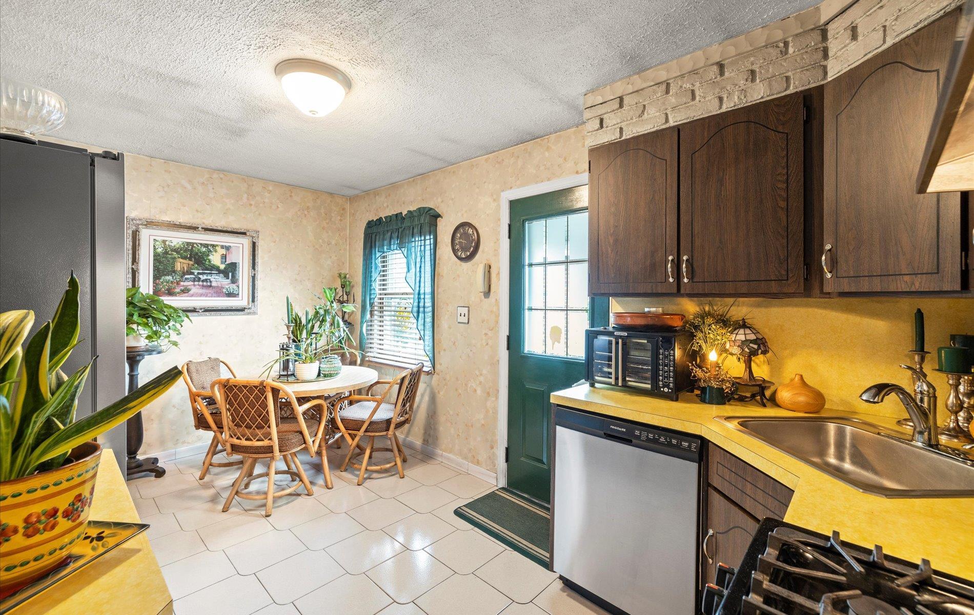Single Family New York Ave  Nassau County, NY 11552, MLS-861787-4