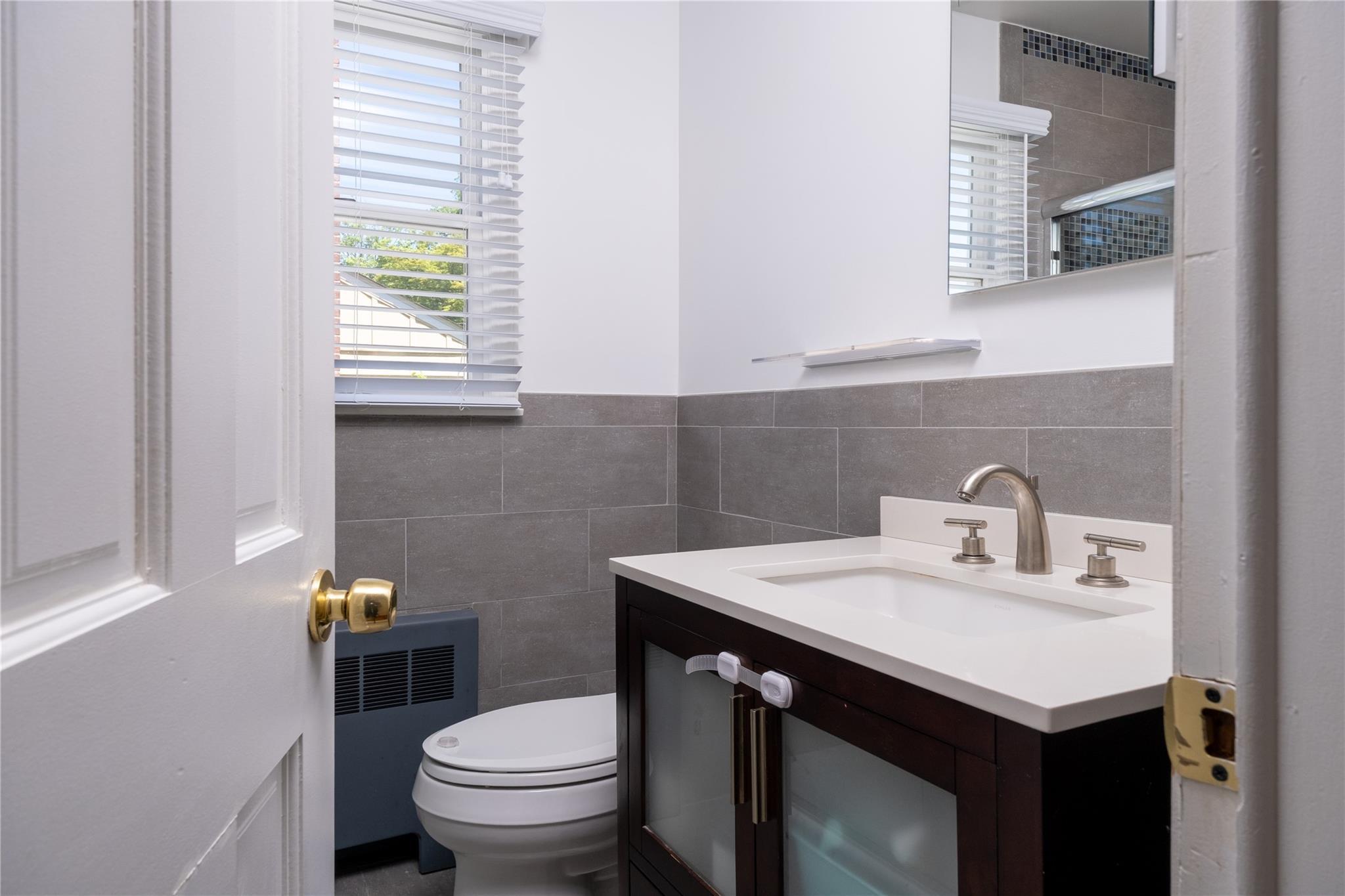 Single Family Price  Westchester County, NY 10522, MLS-861798-16