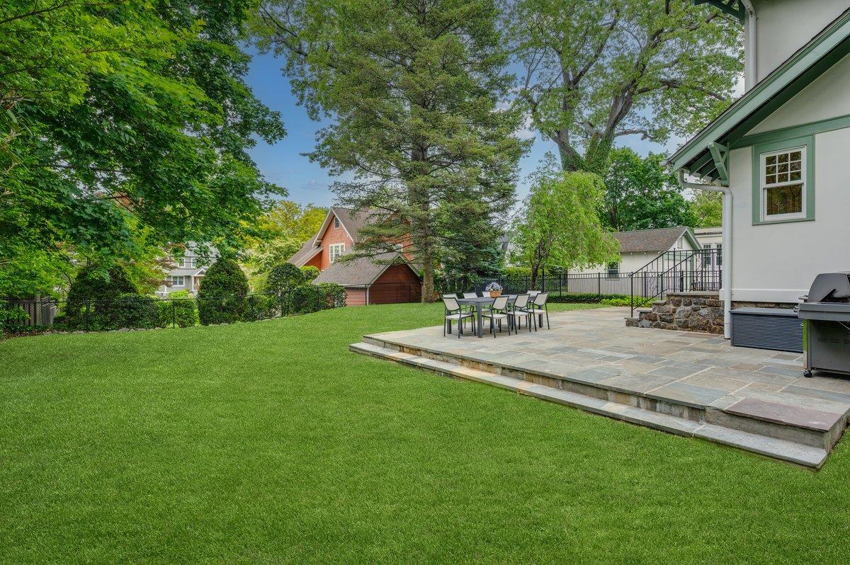 Single Family Mayhew  Westchester County, NY 10538, MLS-861806-32