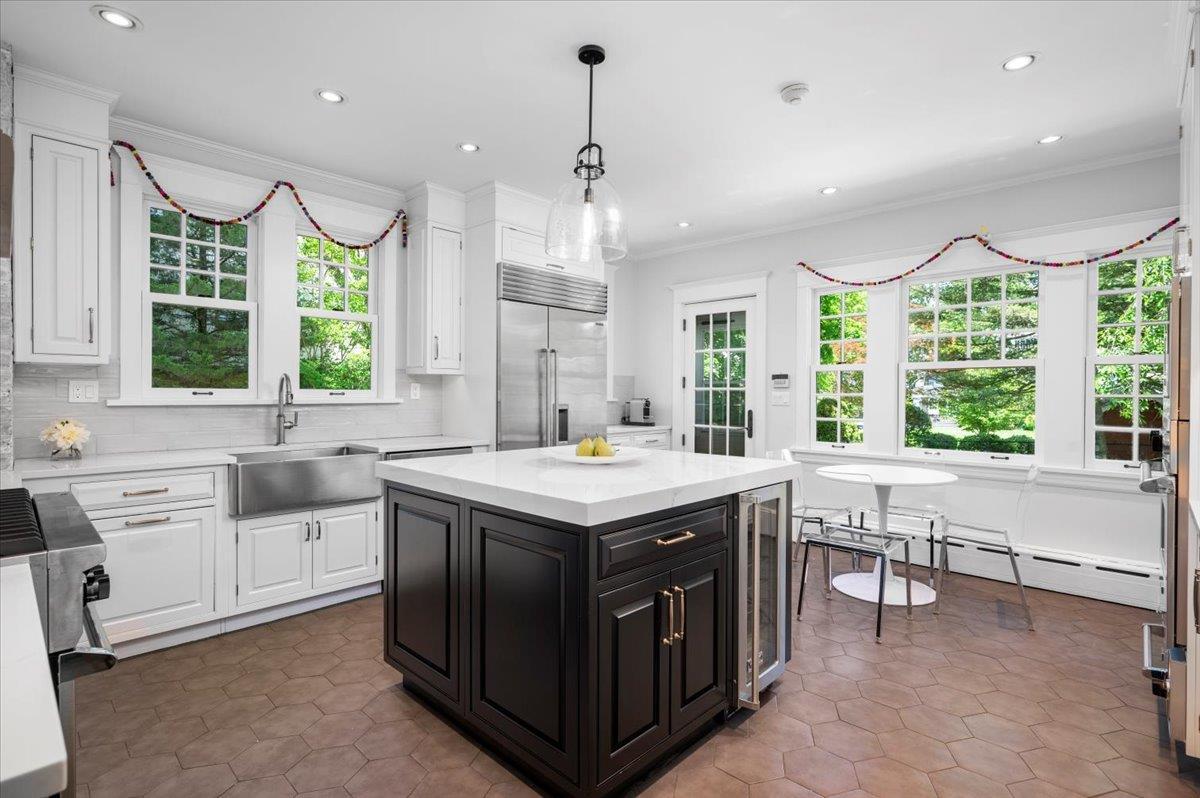 Single Family Mayhew  Westchester County, NY 10538, MLS-861806-9