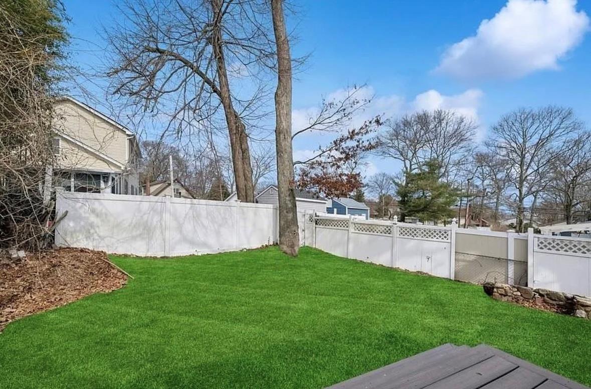 Single Family Victory  Suffolk County, NY 11779, MLS-861807-14