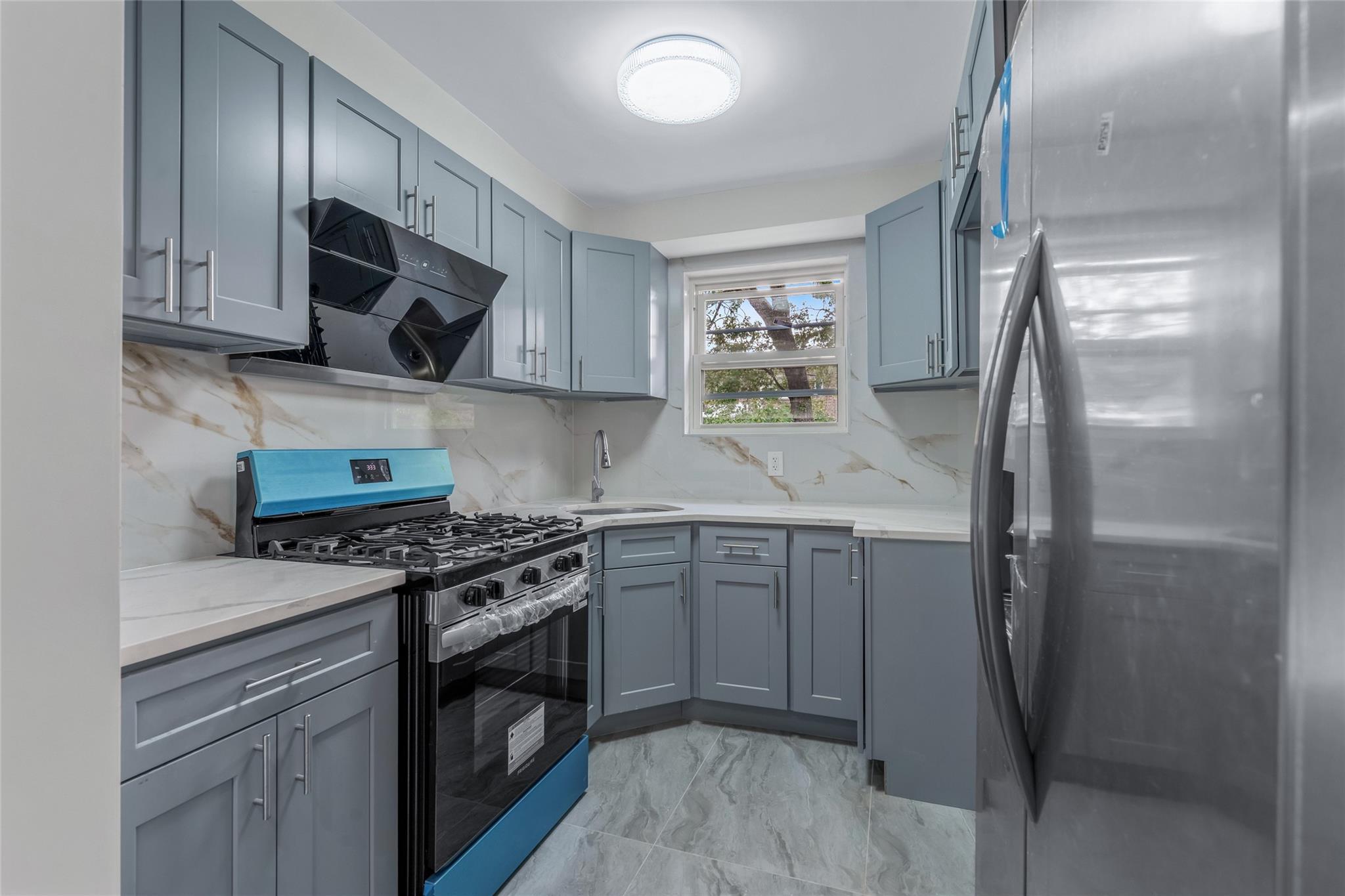 Single Family 196  Queens, NY 11358, MLS-861808-8