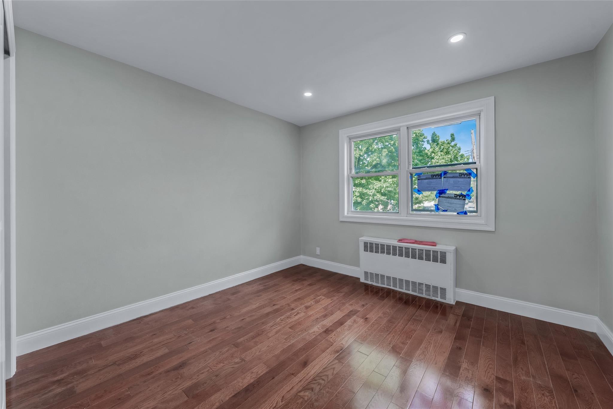 Single Family 196  Queens, NY 11358, MLS-861808-9