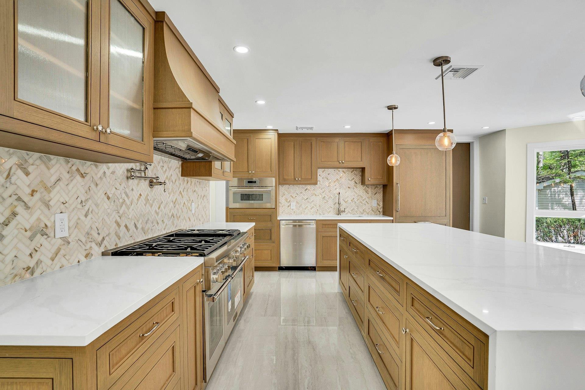 Single Family Mcculloch  Suffolk County, NY 11746, MLS-861813-13
