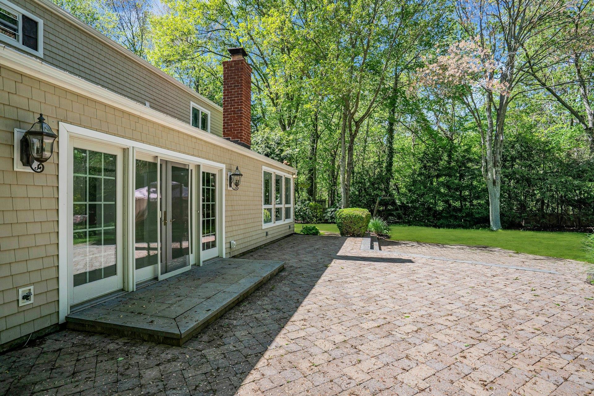 Single Family Mcculloch  Suffolk County, NY 11746, MLS-861813-41