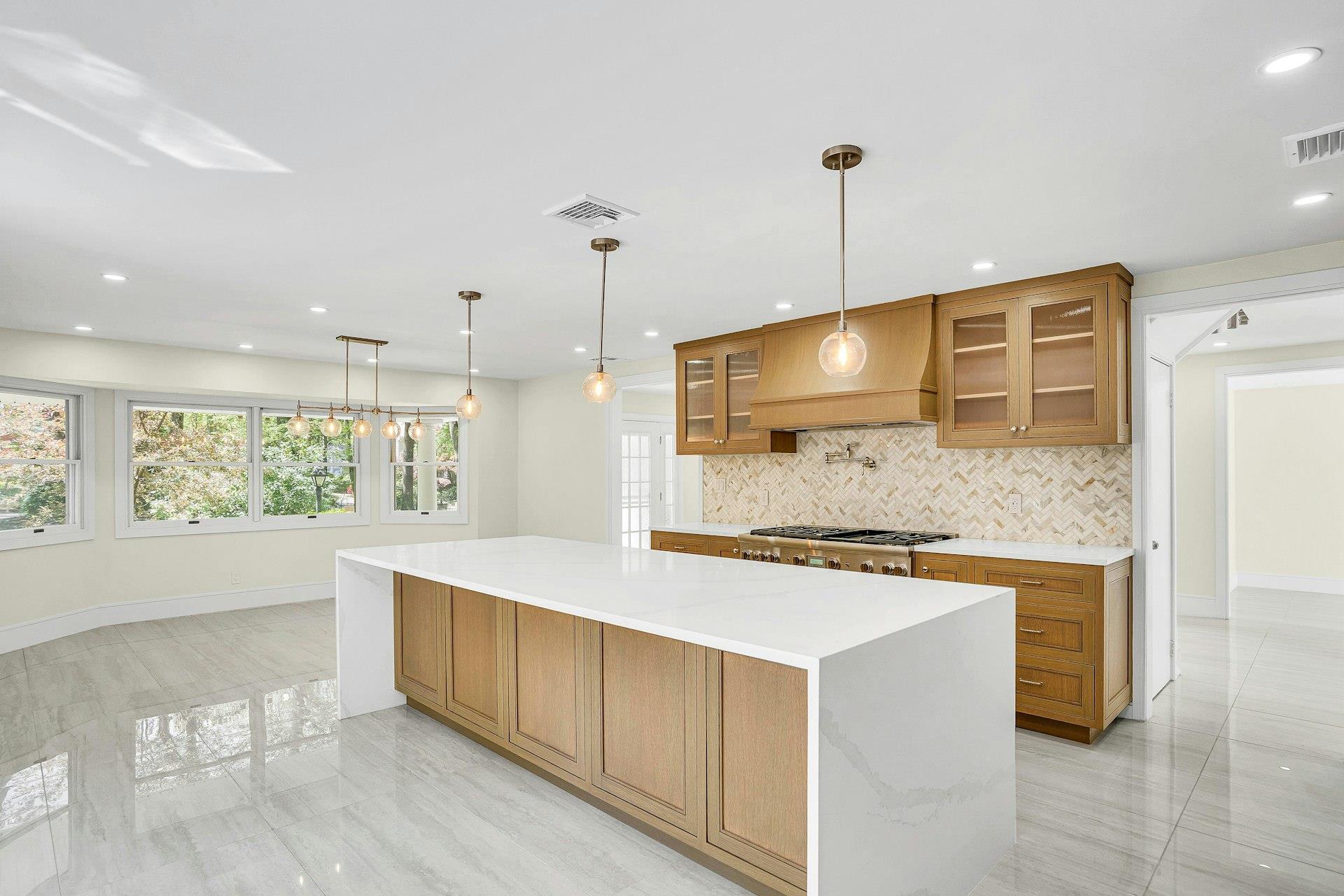 Single Family Mcculloch  Suffolk County, NY 11746, MLS-861813-8