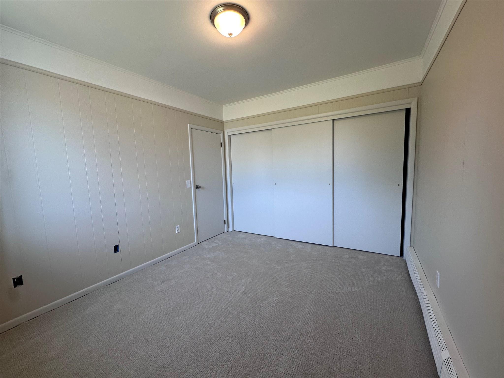 Single Family Park  Suffolk County, NY 11706, MLS-861821-16