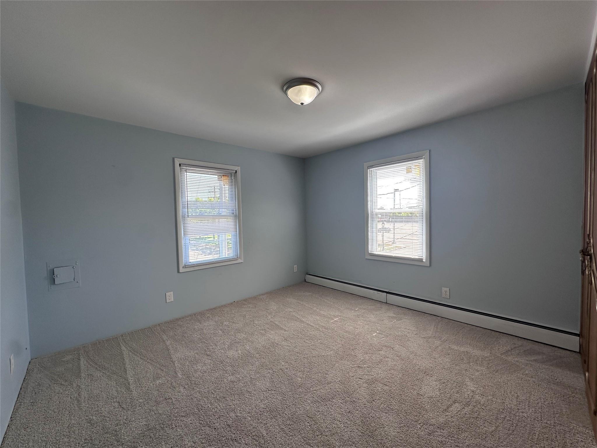 Single Family Park  Suffolk County, NY 11706, MLS-861821-27