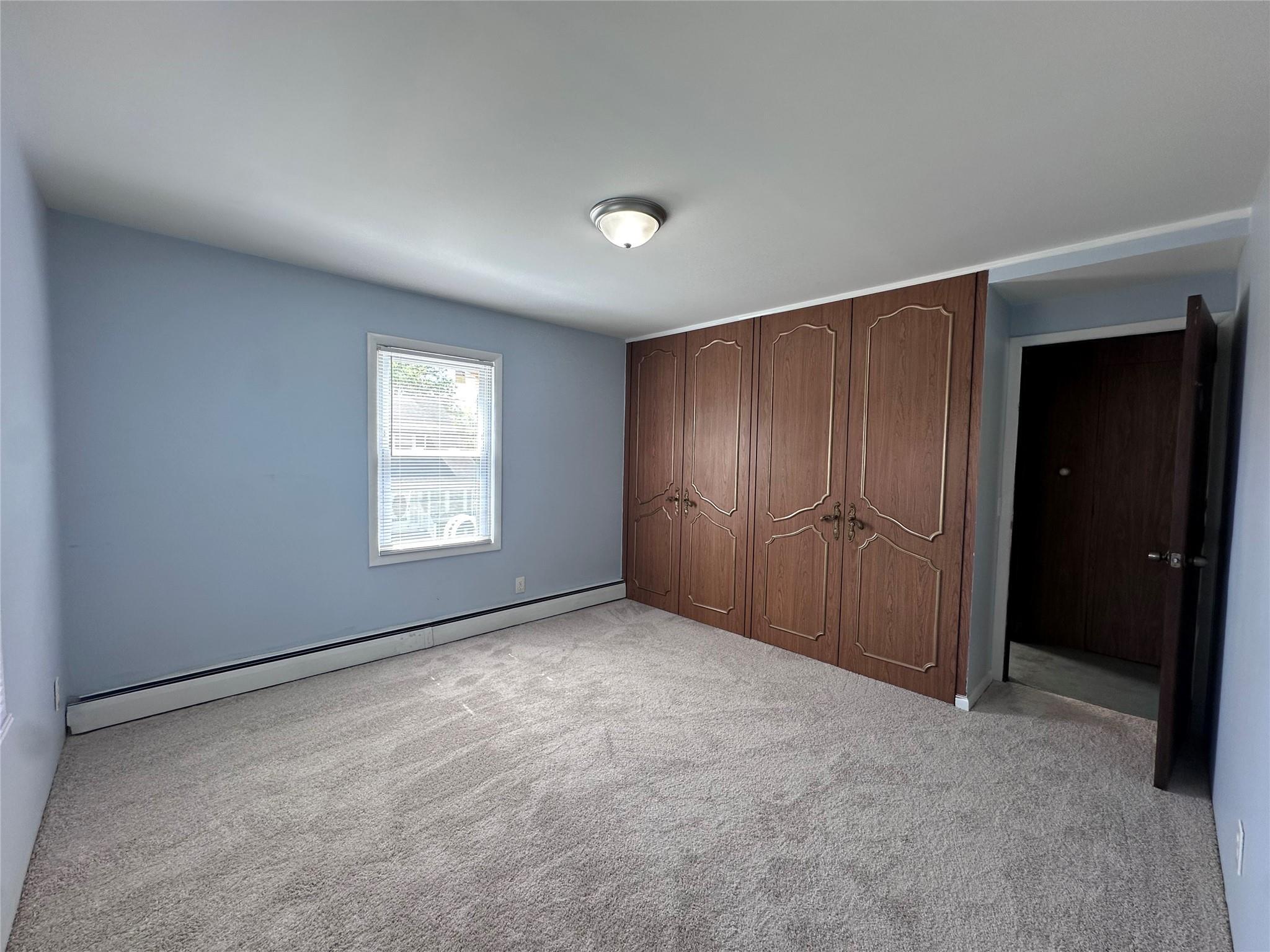Single Family Park  Suffolk County, NY 11706, MLS-861821-28
