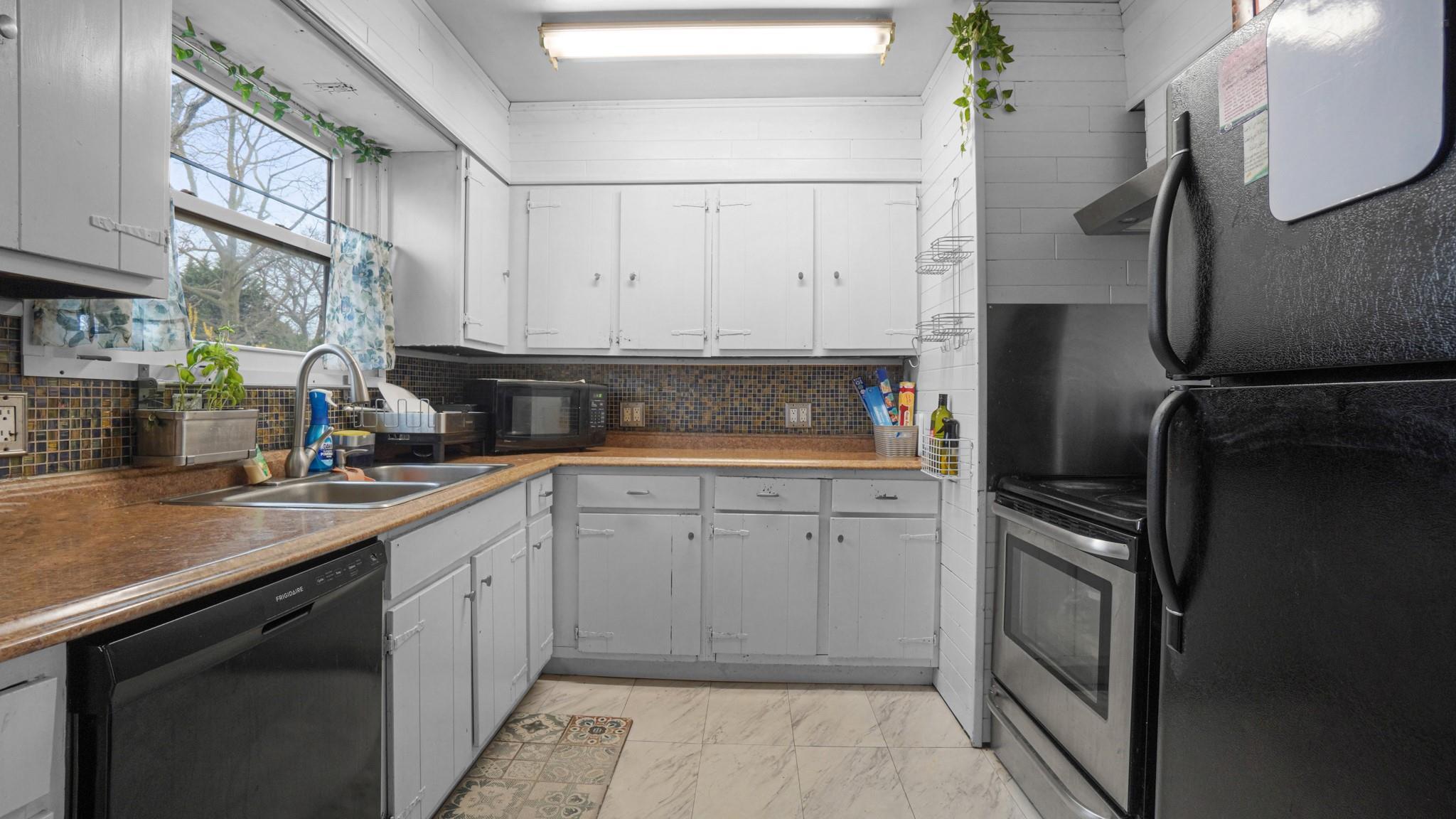 Single Family Peconic  Suffolk County, NY 11704, MLS-861830-12