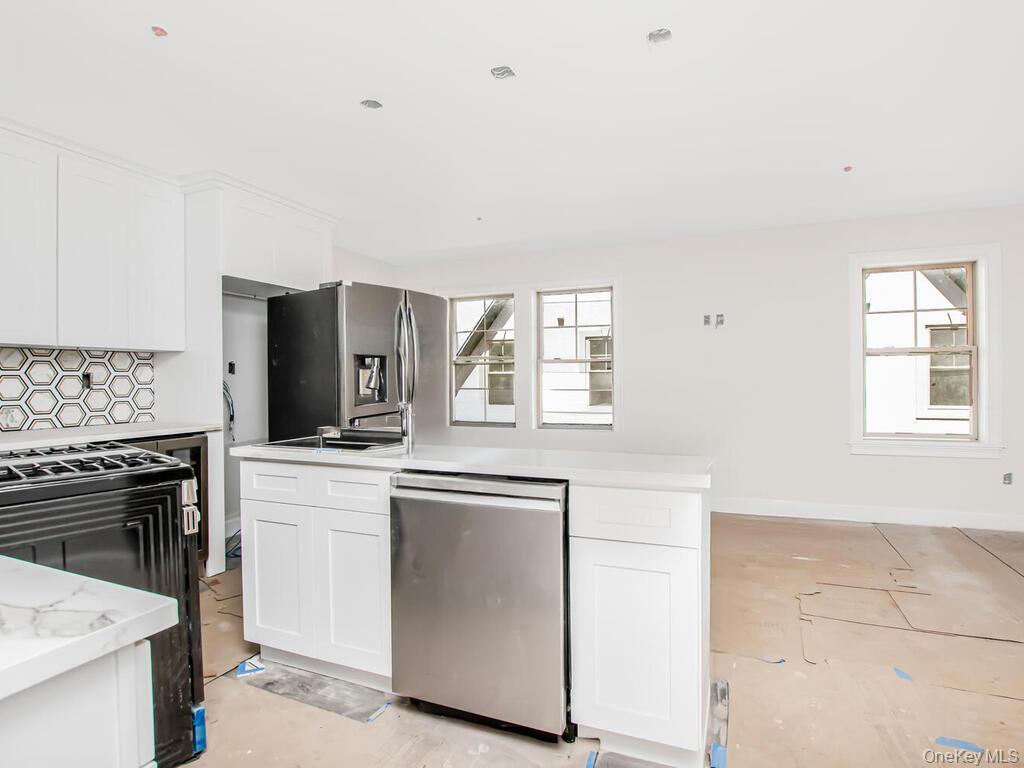 Single Family 2nd  Westchester County, NY 10550, MLS-861835-7