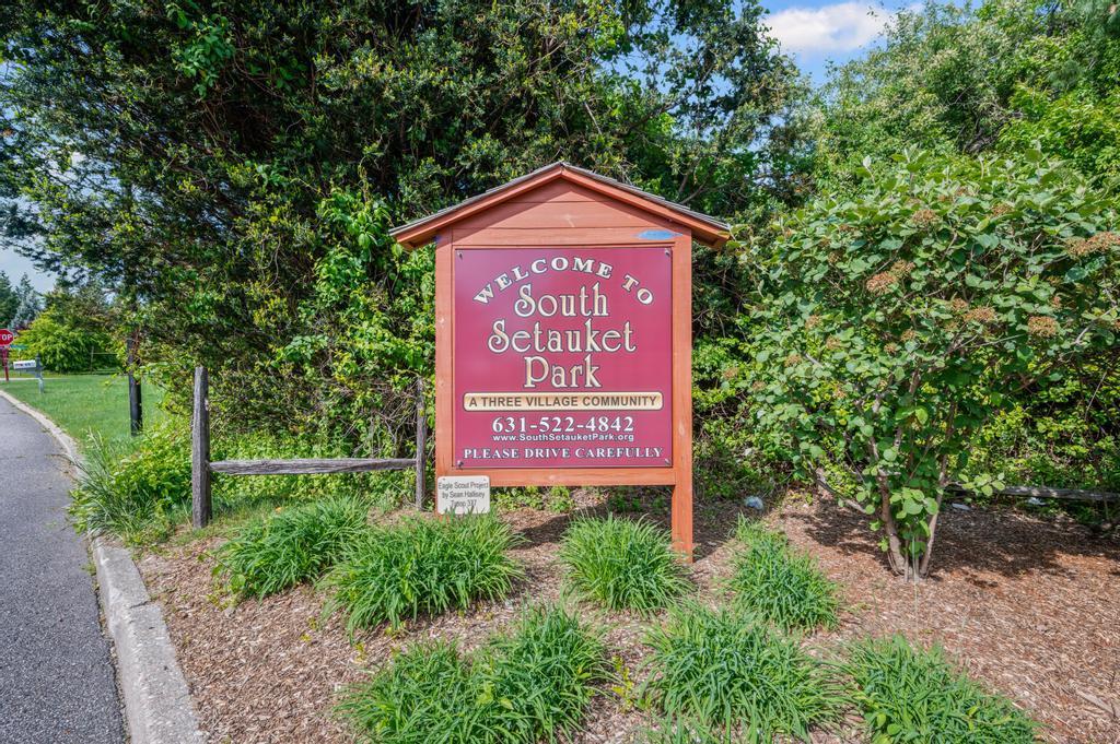 Single Family Patricia  Suffolk County, NY 11720, MLS-861843-35
