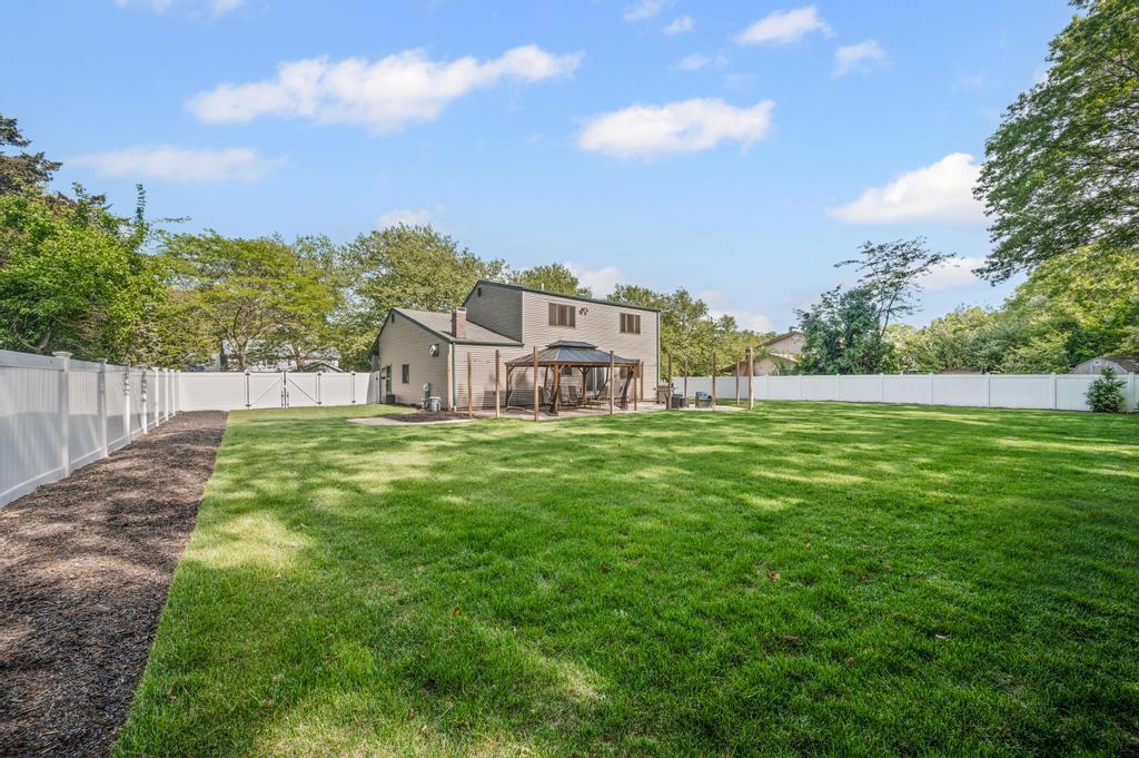 Single Family Patricia  Suffolk County, NY 11720, MLS-861843-8
