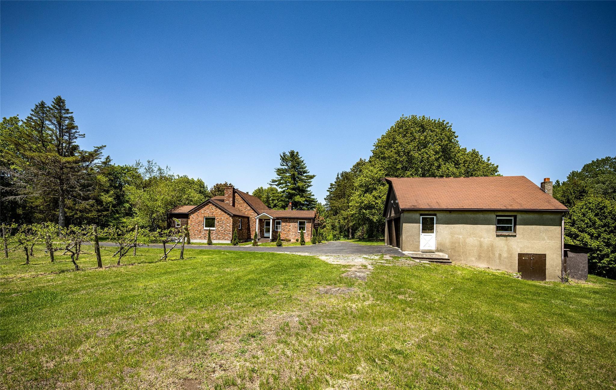 Single Family Round Top  Columbia County, NY 12526, MLS-861867-10