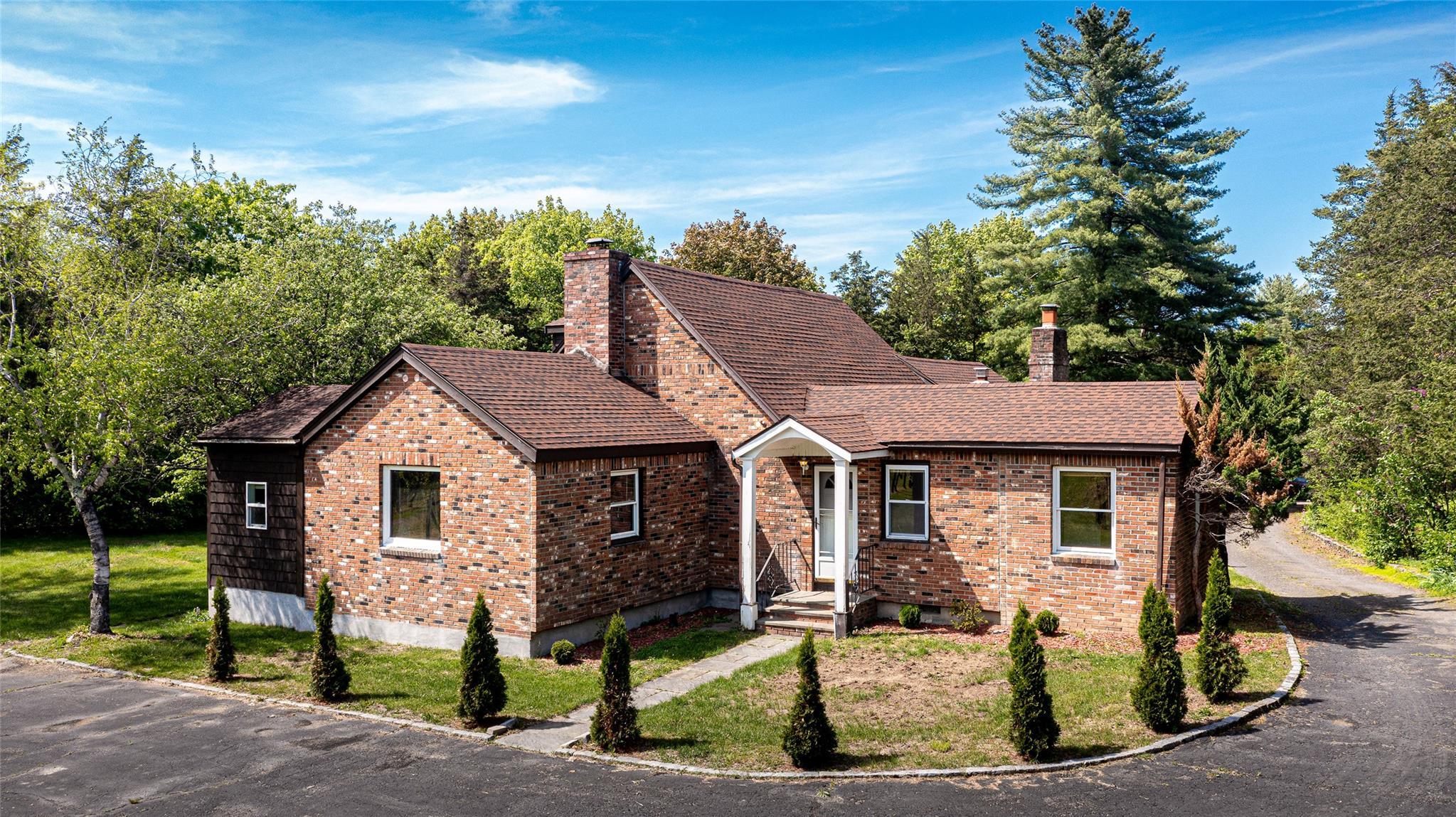Single Family Round Top  Columbia County, NY 12526, MLS-861867-33