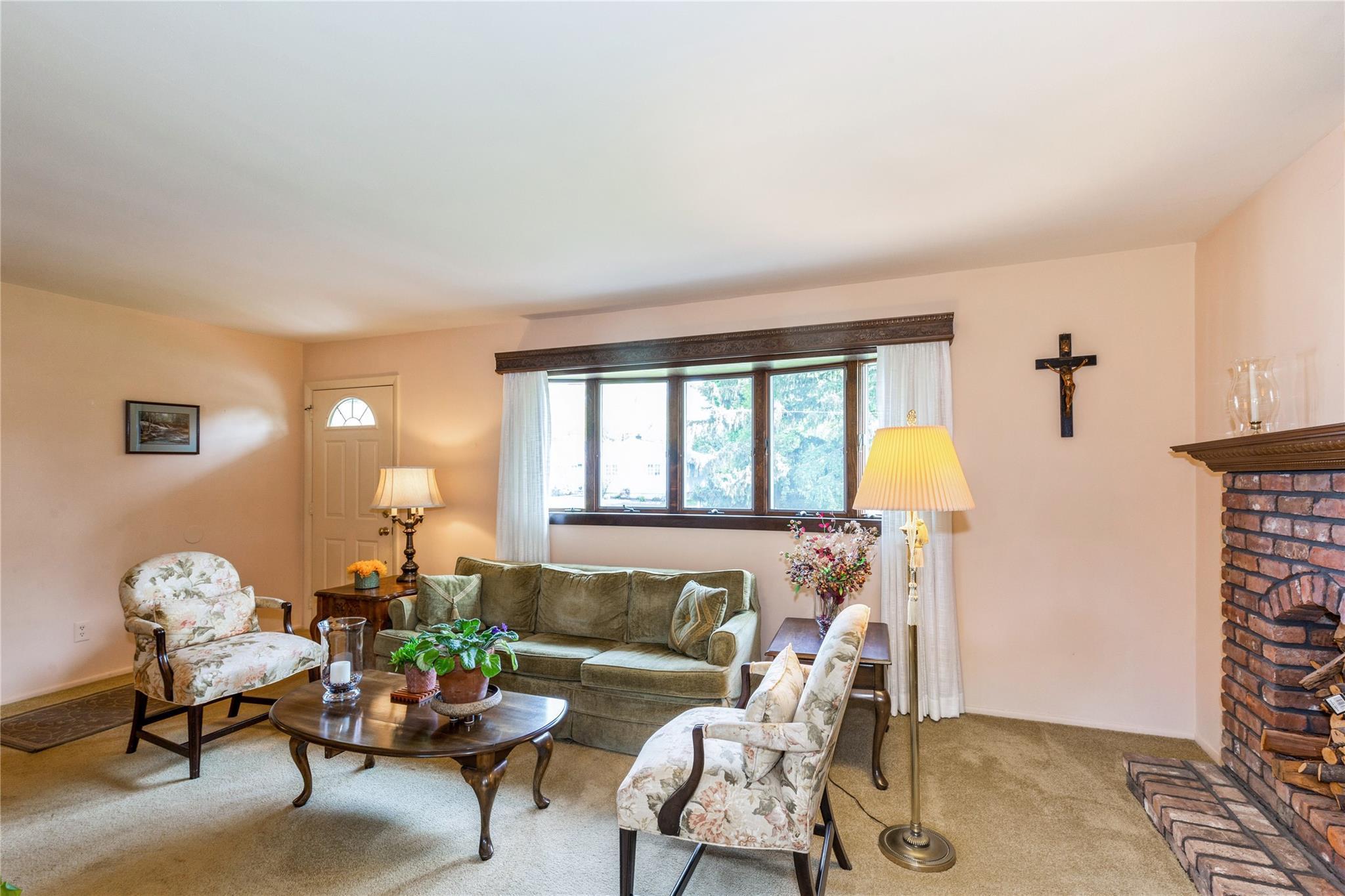 Single Family Barbara  Suffolk County, NY 11776, MLS-861872-10