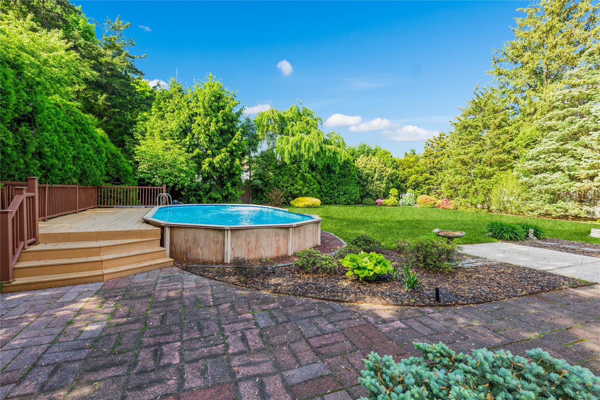Single Family Barbara  Suffolk County, NY 11776, MLS-861872-34
