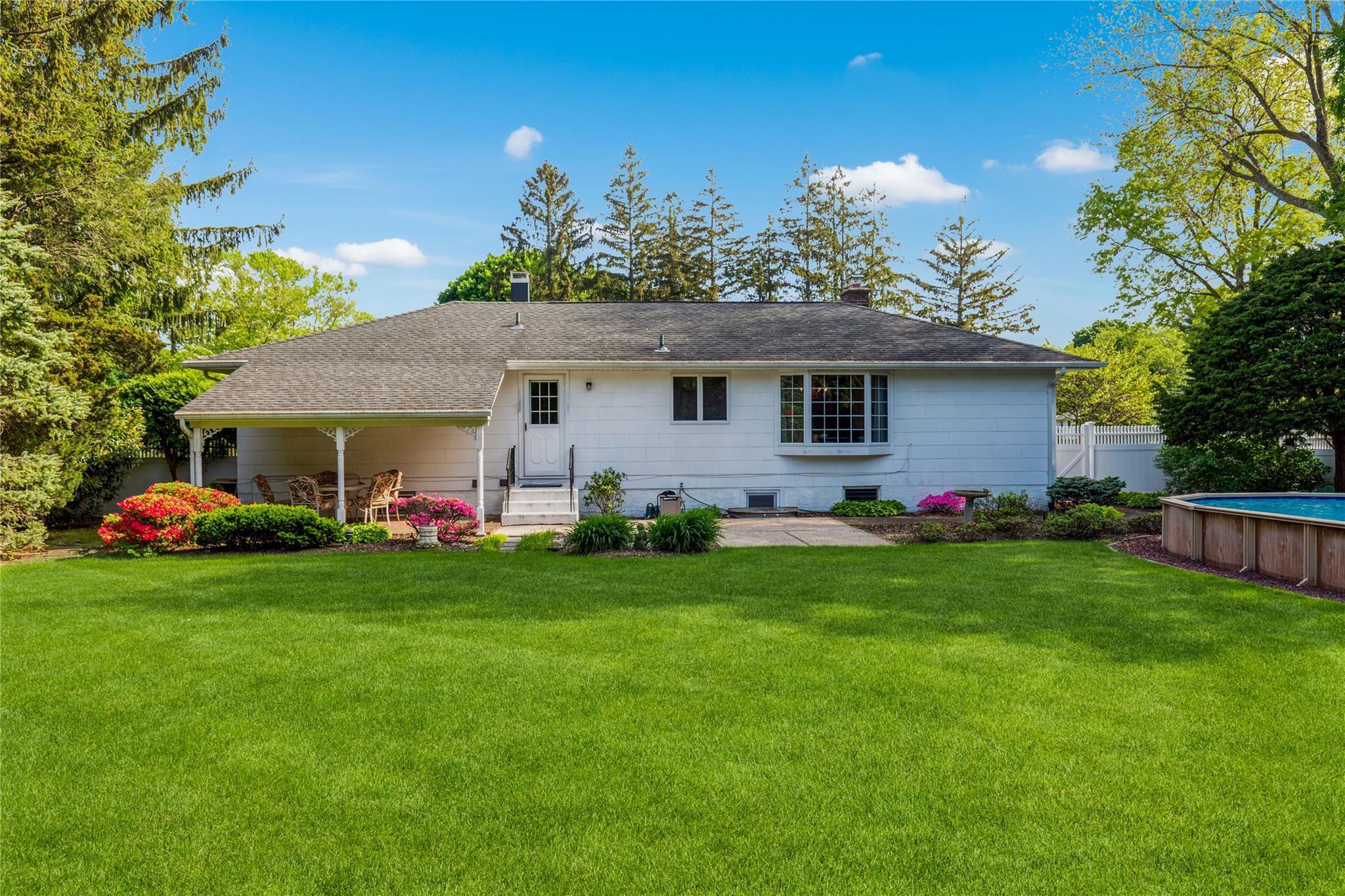 Single Family Barbara  Suffolk County, NY 11776, MLS-861872-38