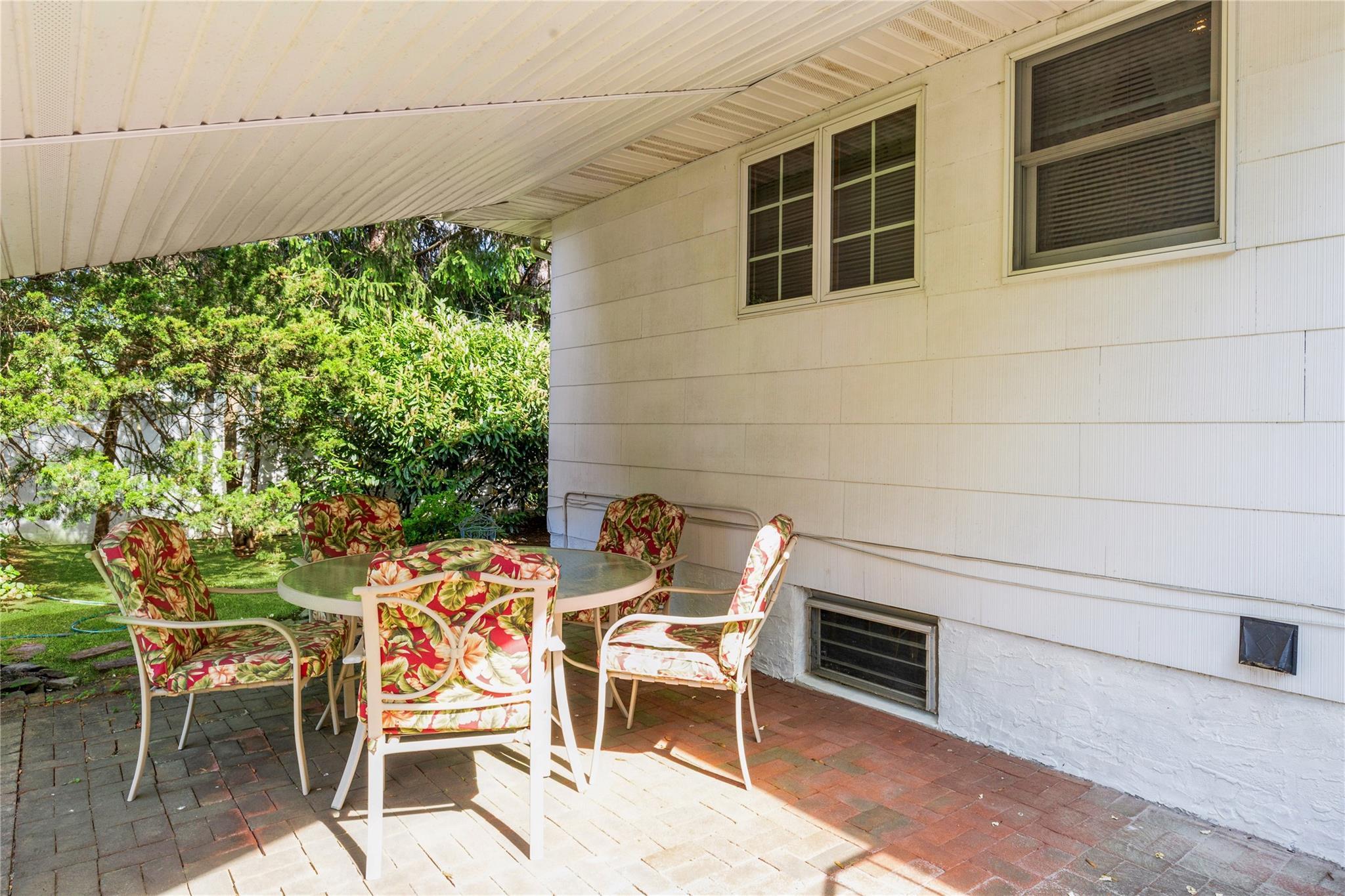 Single Family Barbara  Suffolk County, NY 11776, MLS-861872-7