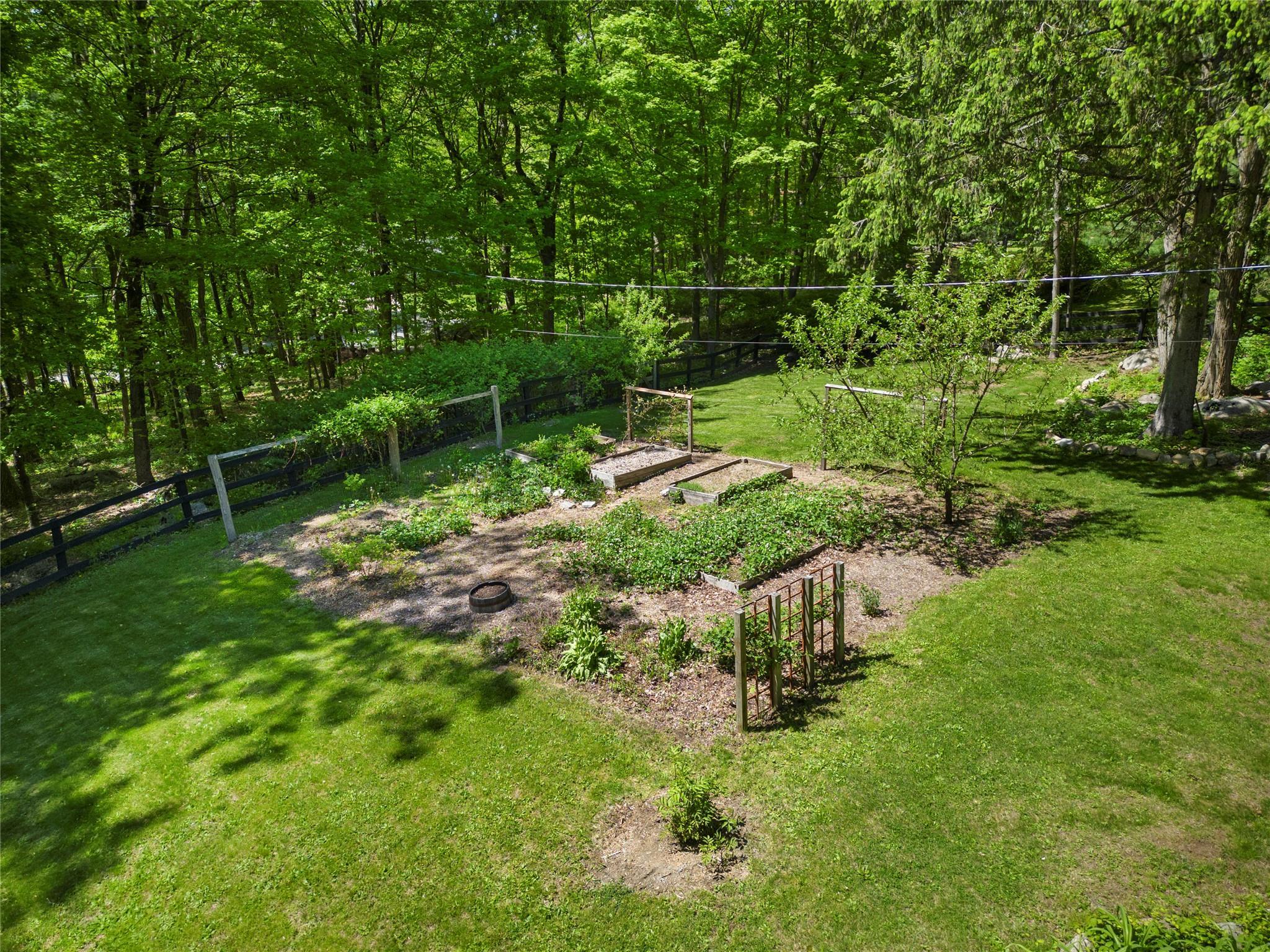 Single Family Barrett Hill  Putnam County, NY 10541, MLS-861879-37