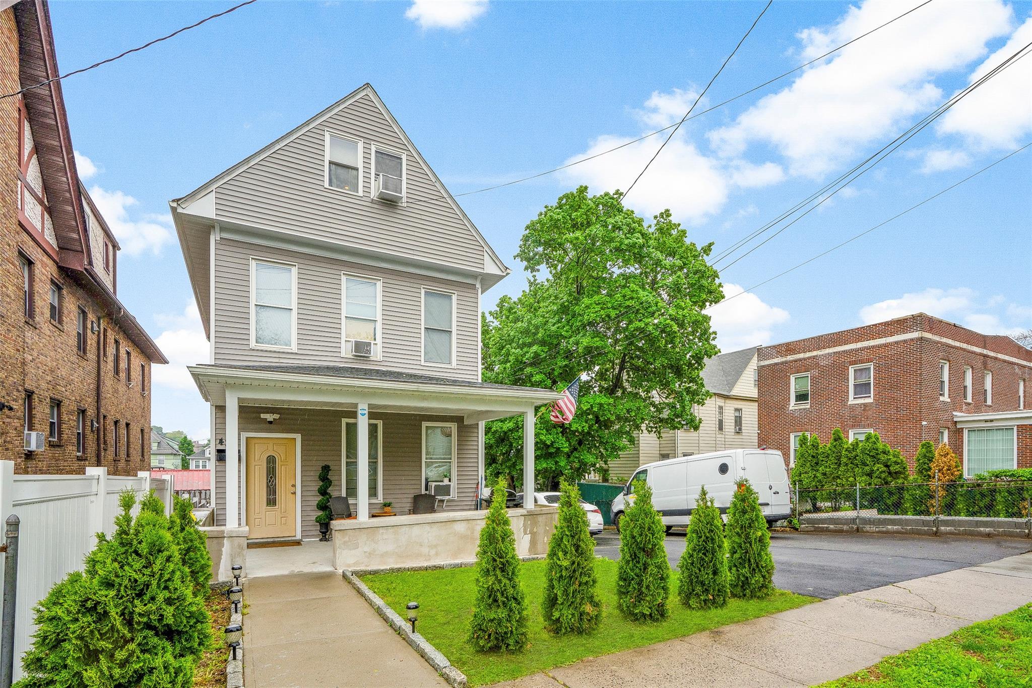 Single Family Sherwood  Westchester County, NY 10704, MLS-861881-18